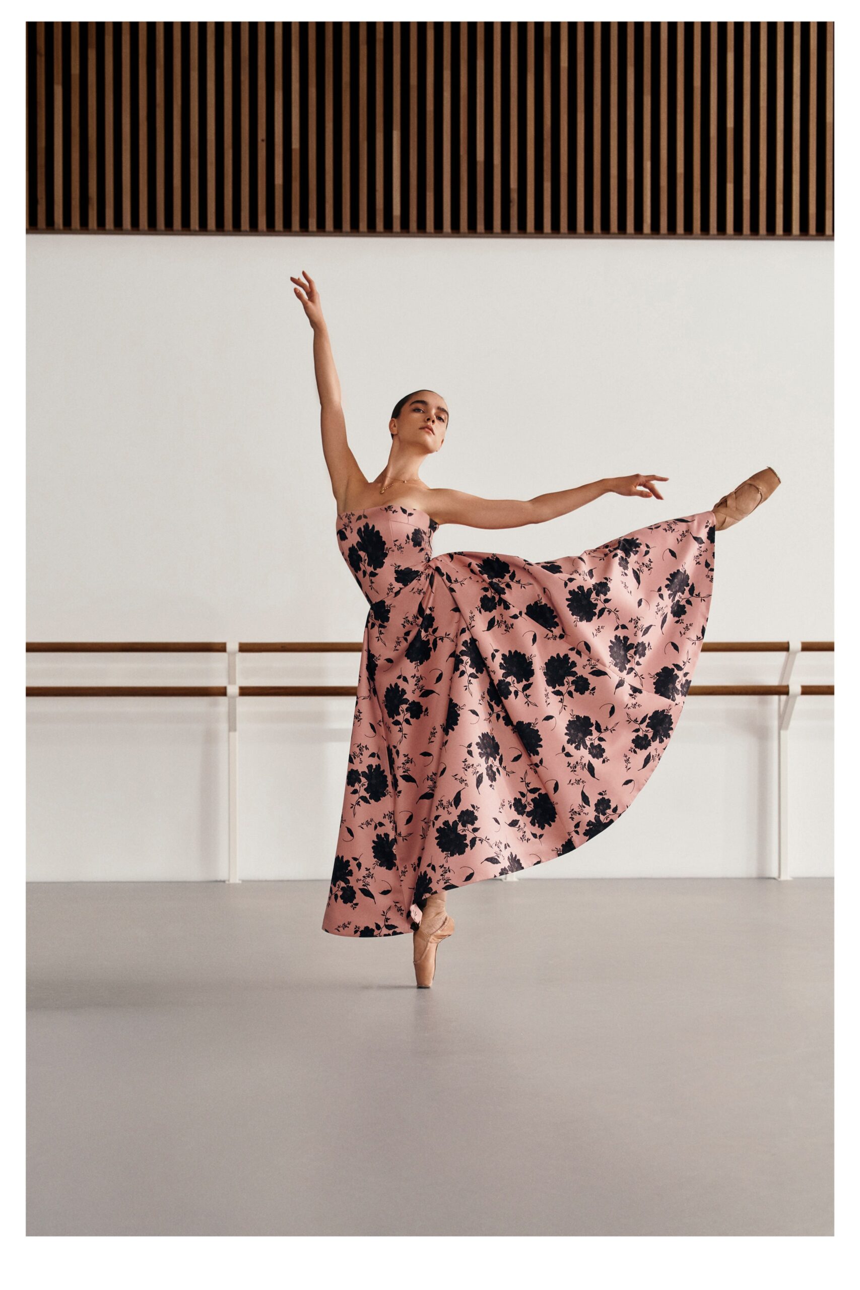 Emilia Wickstead Resort 23 Look 4