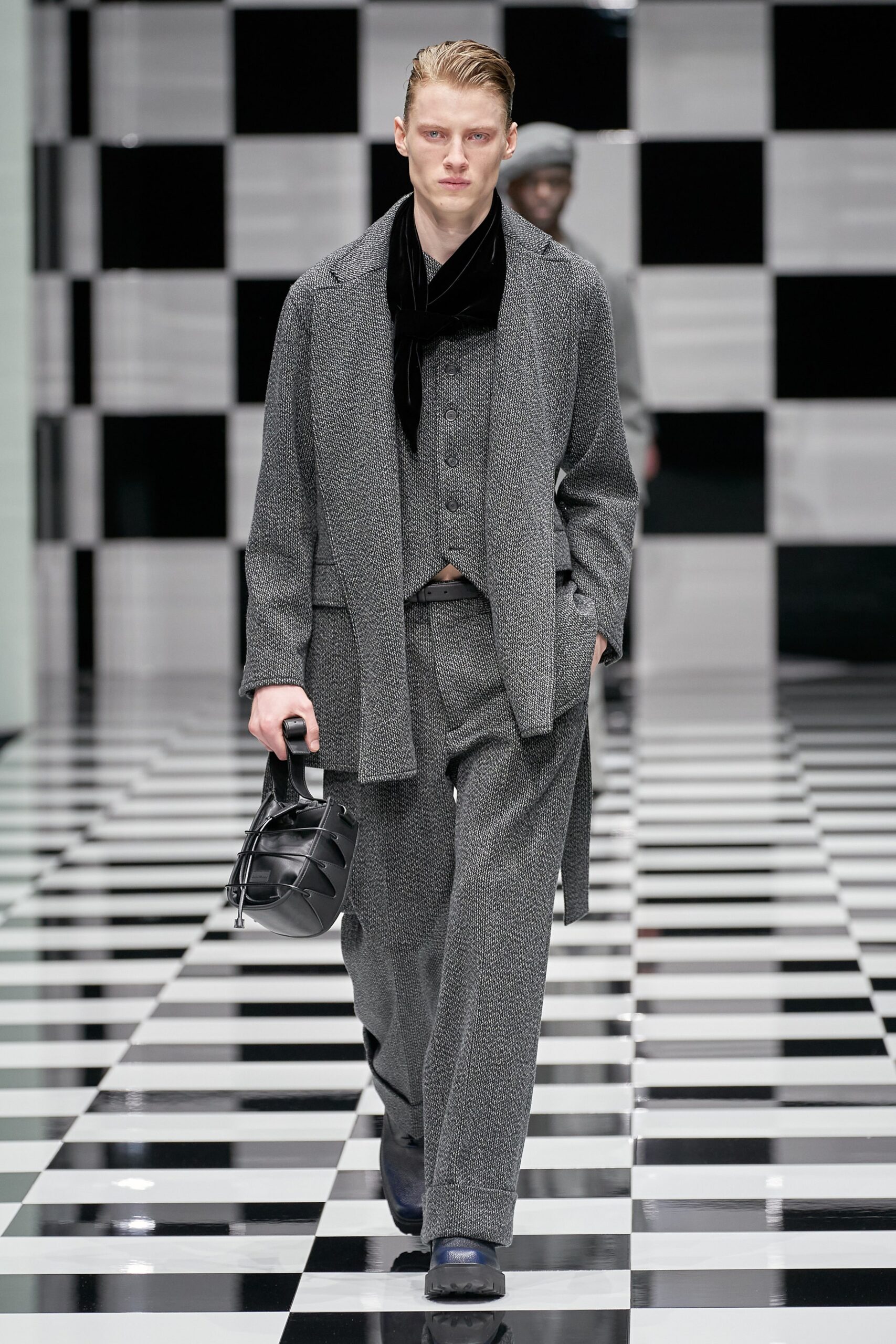 Emporio Armani F/W 22 Look 6