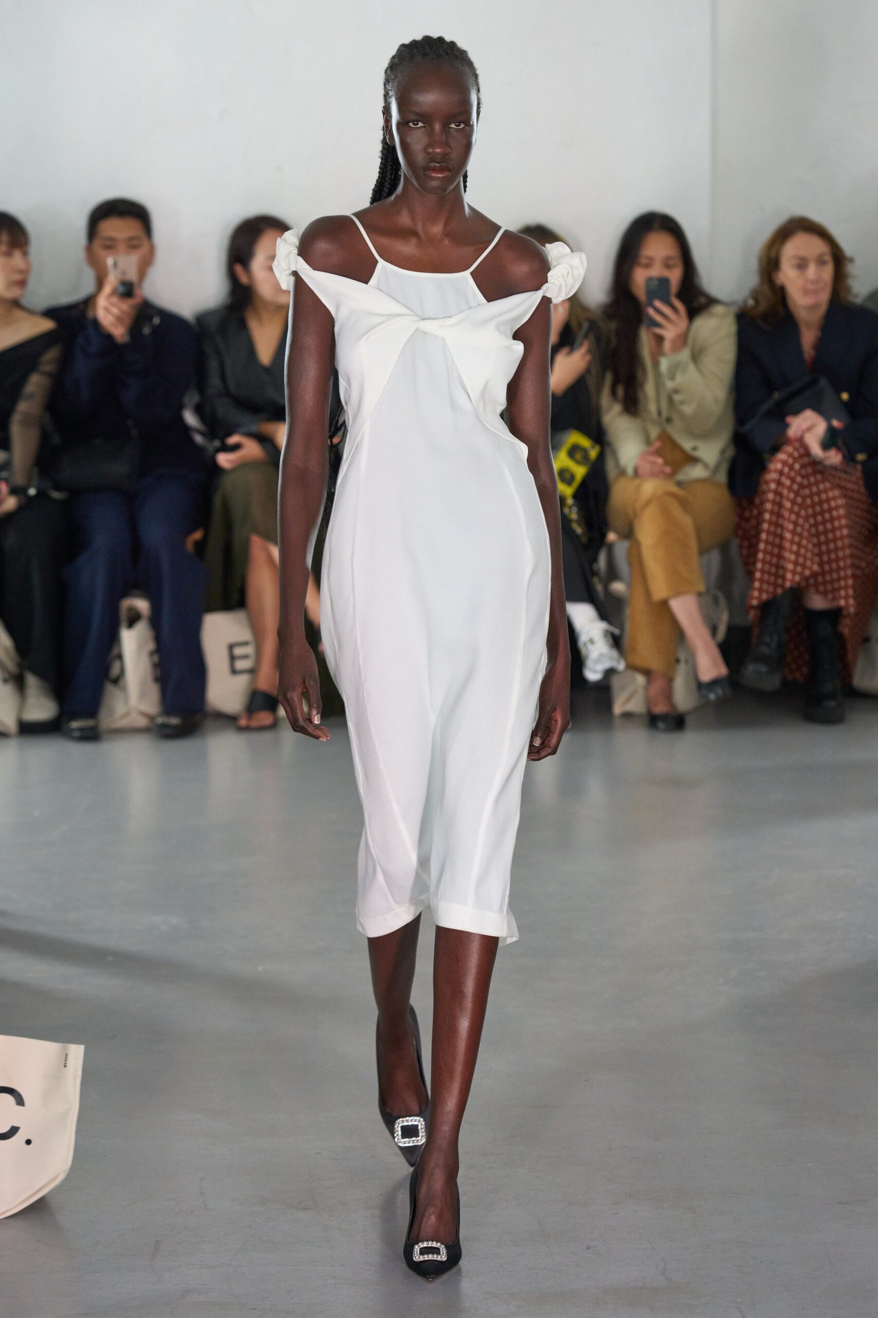 Eudon Choi S/S 23 Look 6