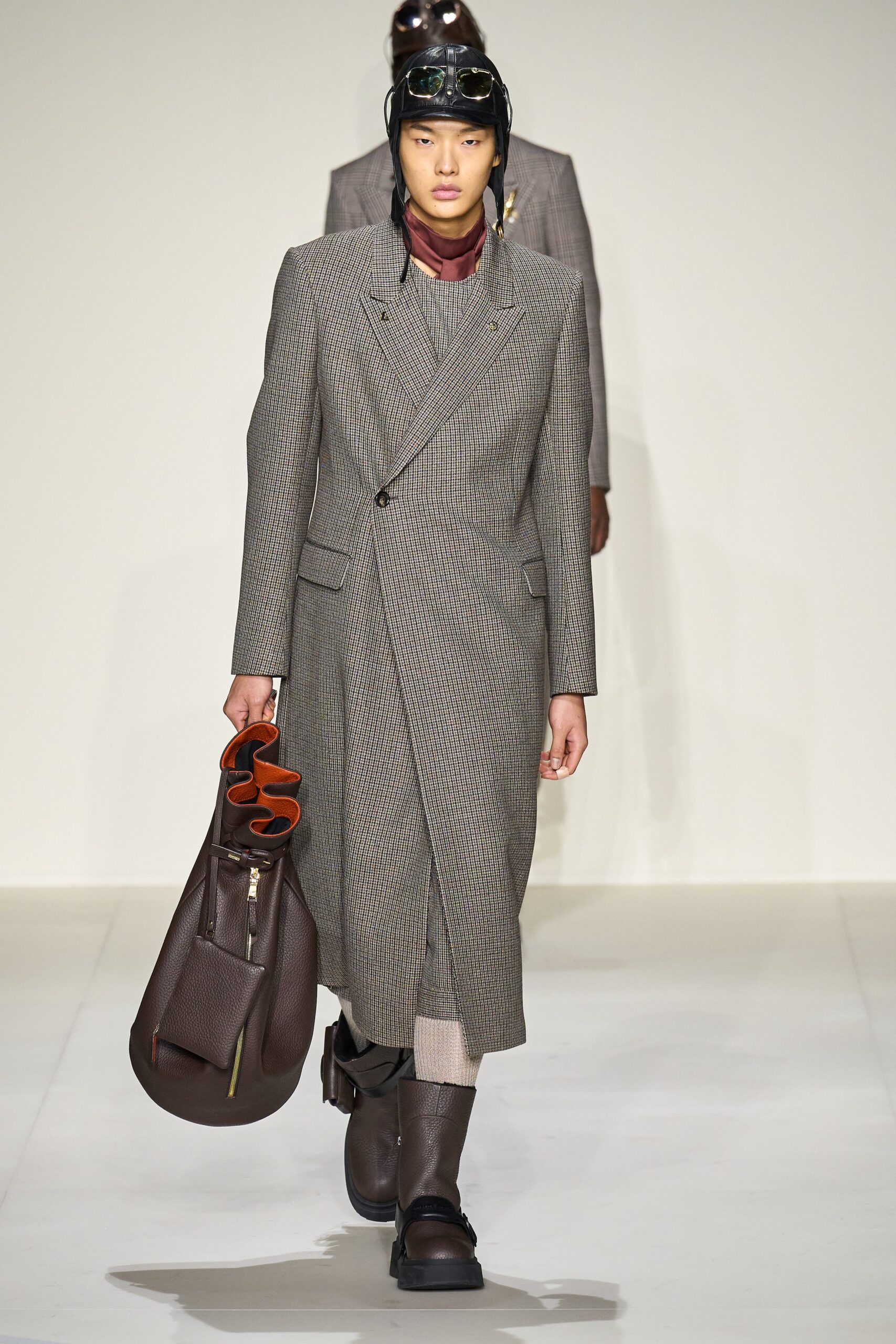 Emporio Armani F/W 23 Menswear Look 7