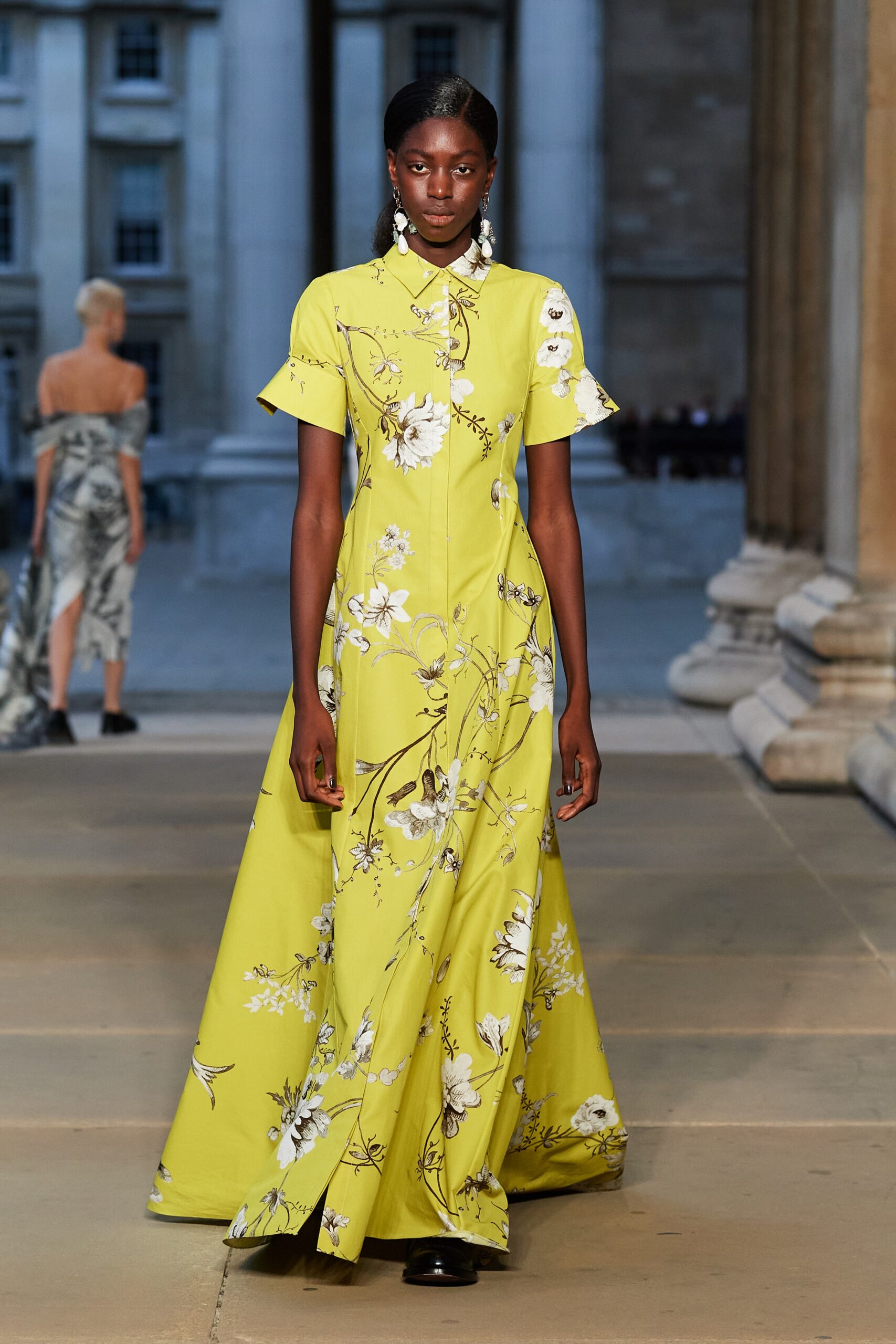 Erdem S/S 23 Look 7