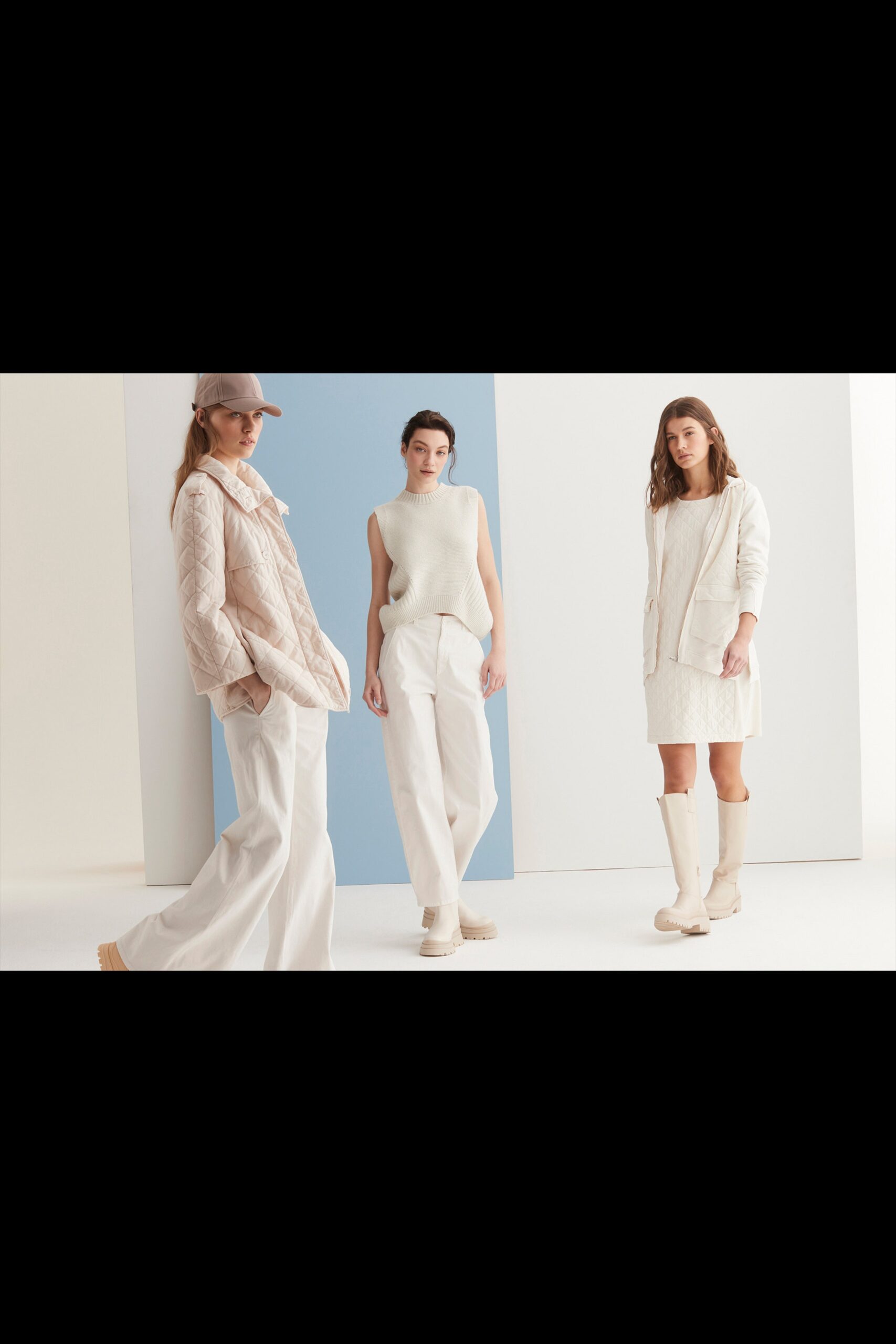 European Culture F/W 22 Look 8