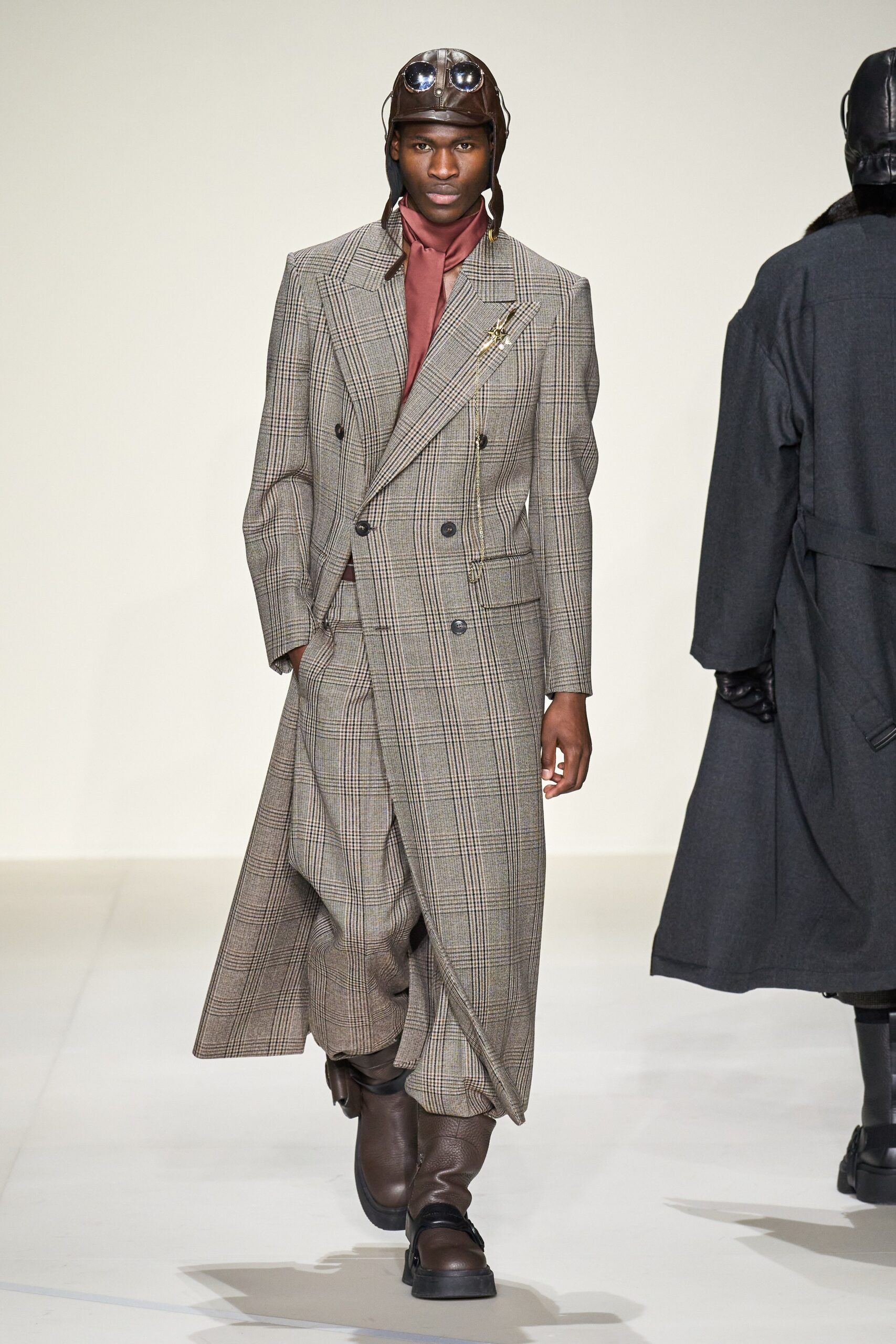 Emporio Armani F/W 23 Menswear Look 8