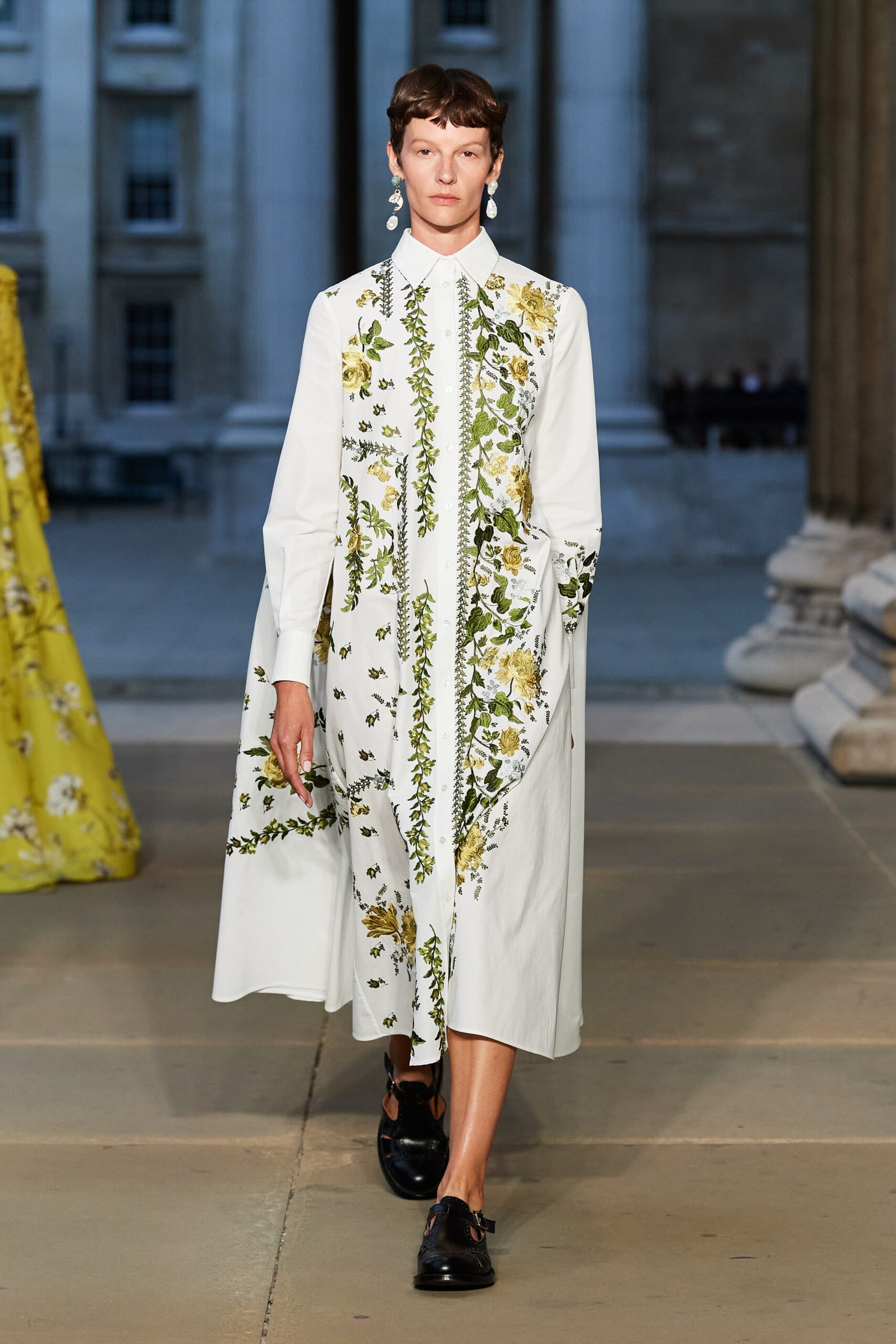 Erdem S/S 23 Look 8