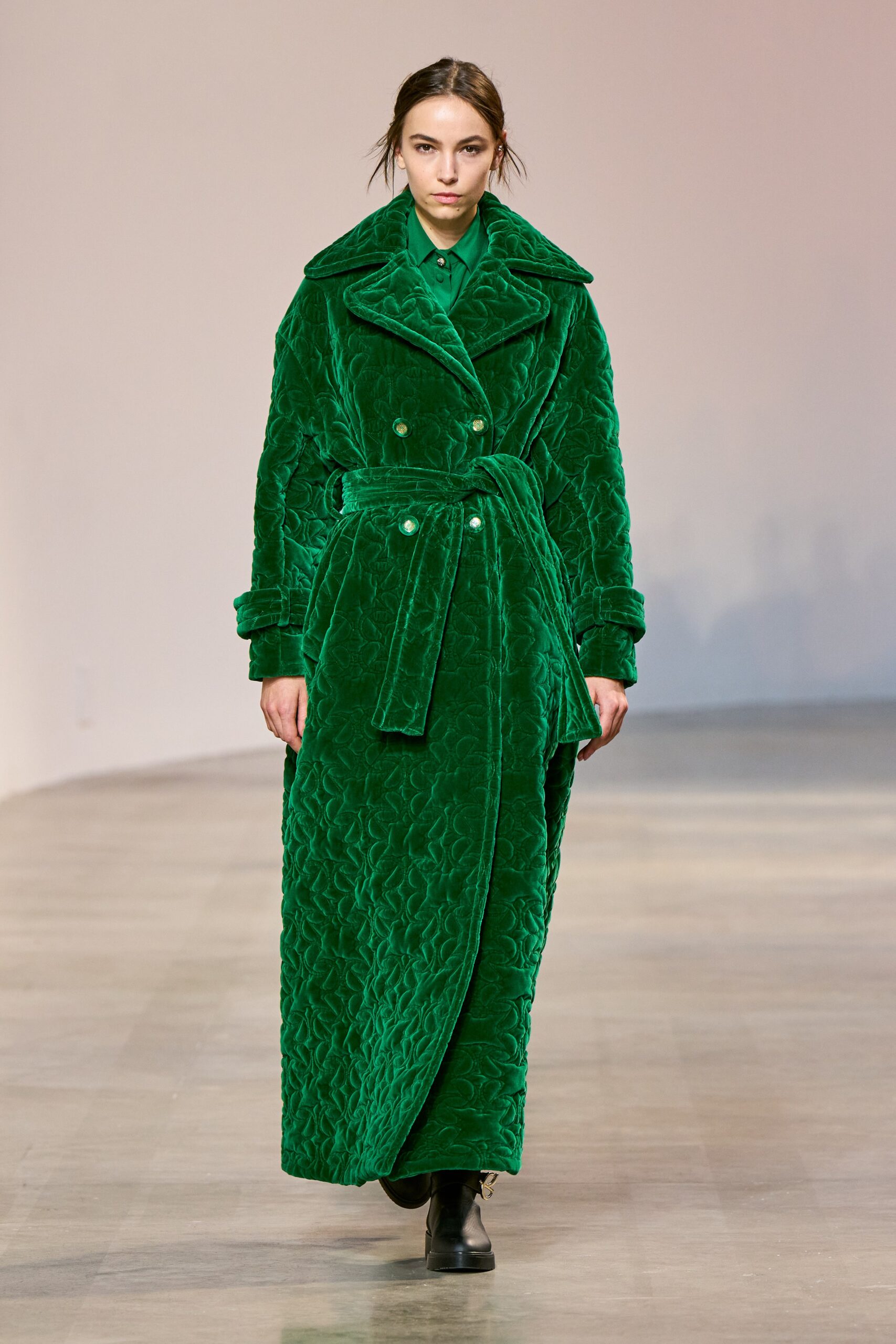 Elie Saab F/W 22 Look 9