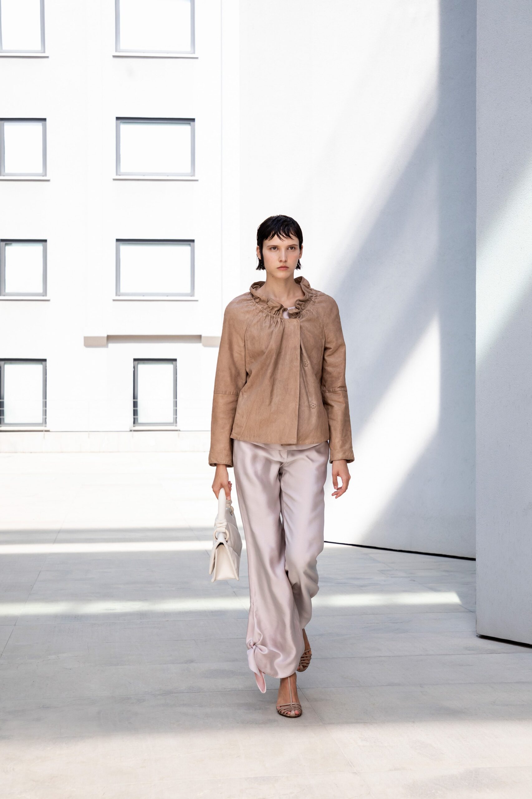 Emporio Armani S/S 21 Look 10