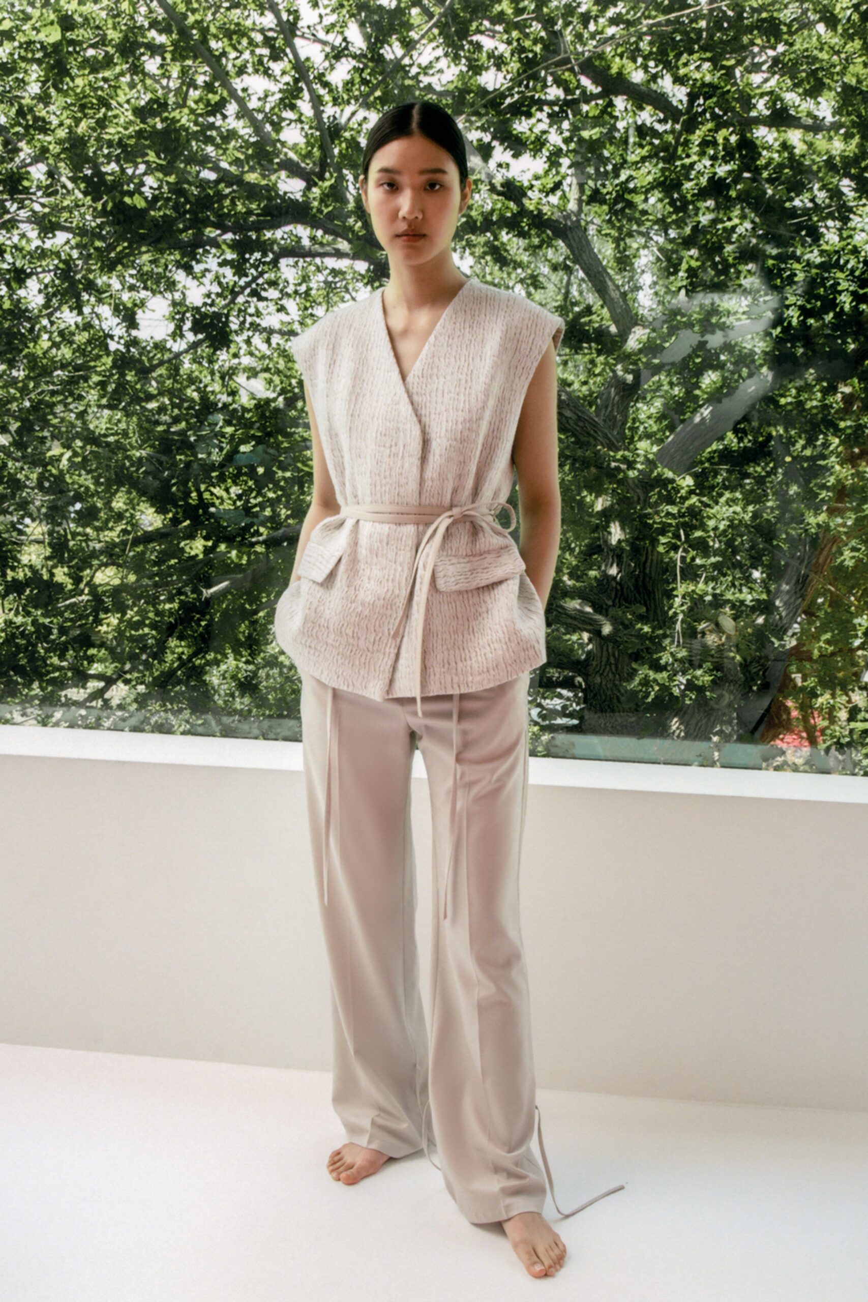 Eudon Choi Resort 22 Look 10