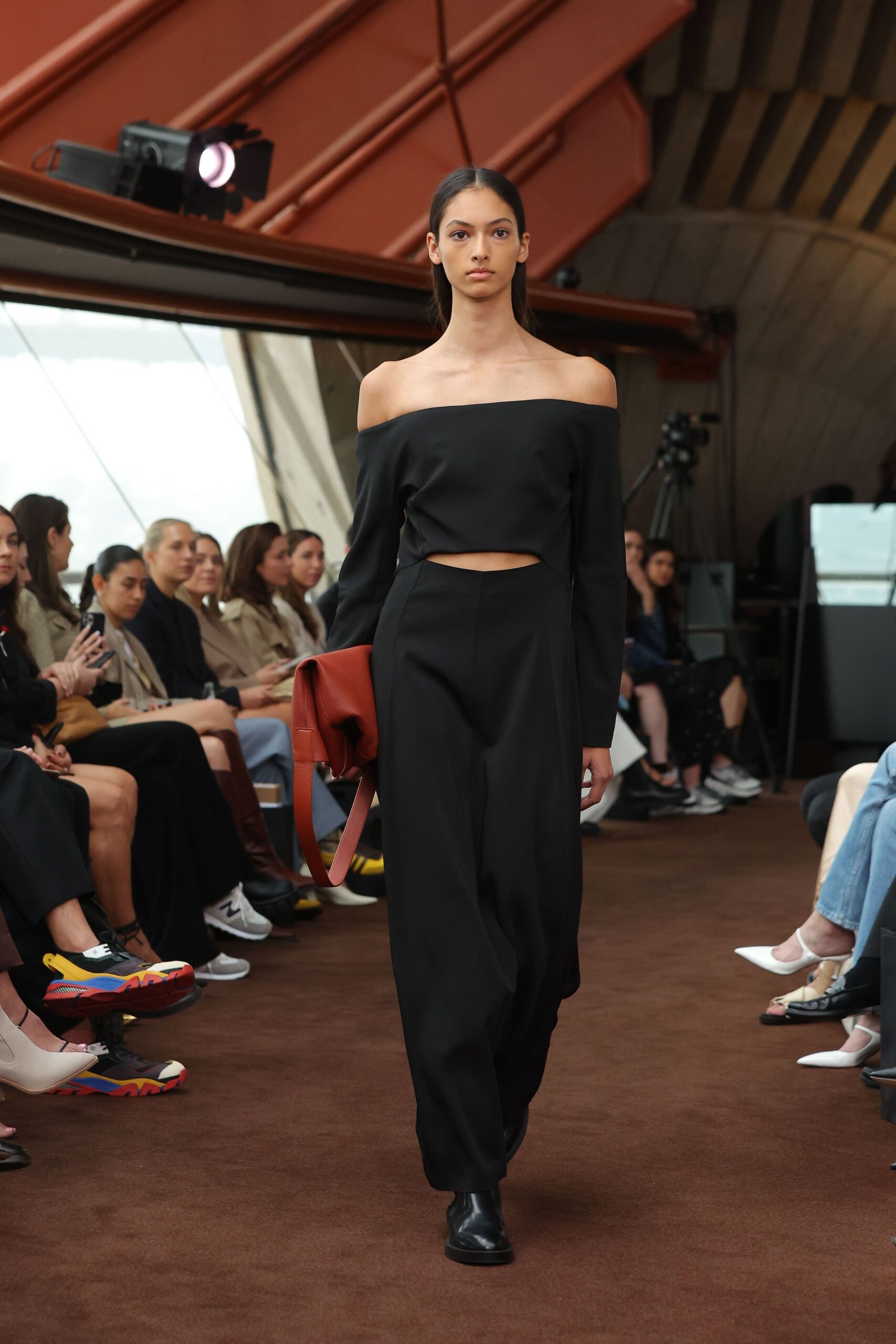 Esse Australia Resort 23 Look 10
