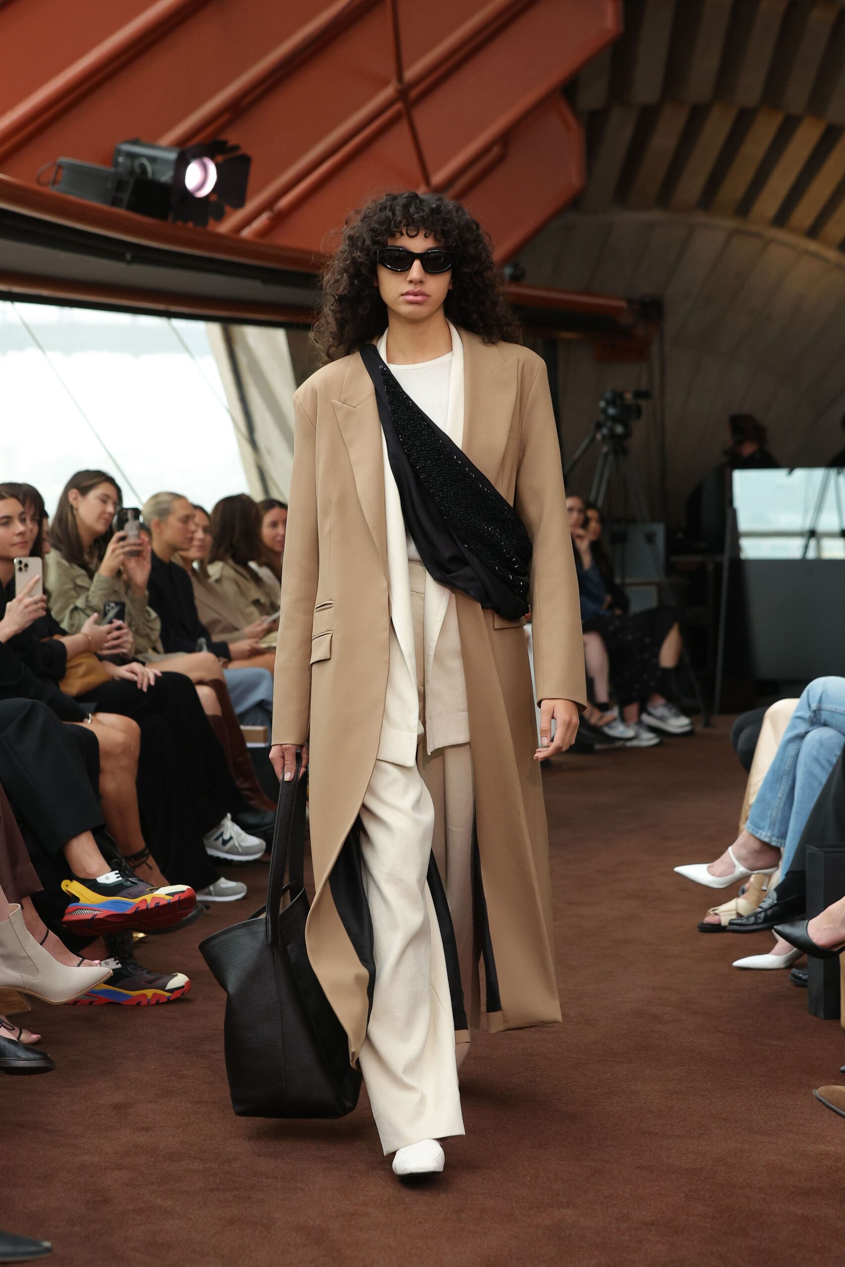 Esse Australia Resort 23 Look 11