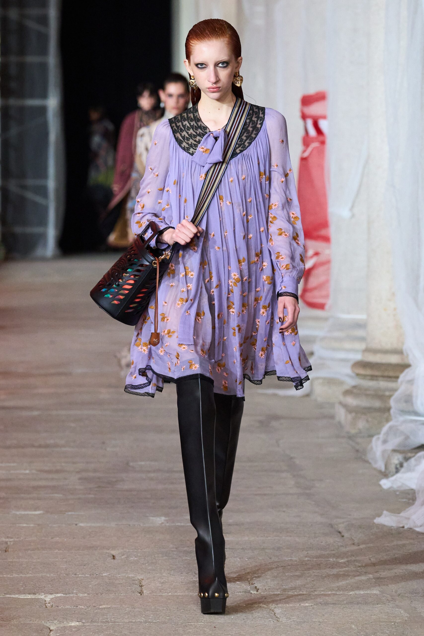 Etro F/W 23 Look 11