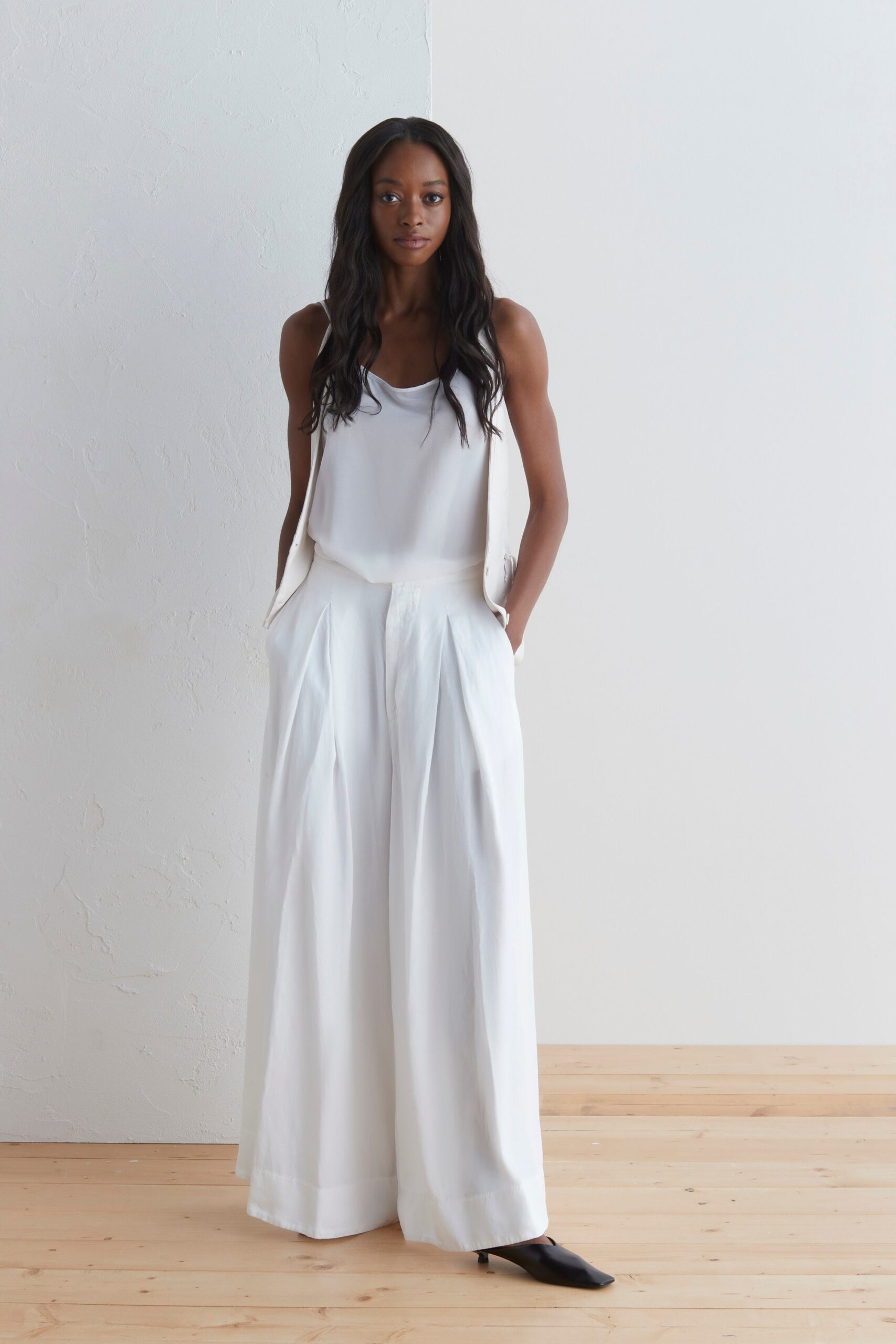 European Culture S/S 22 Look 12