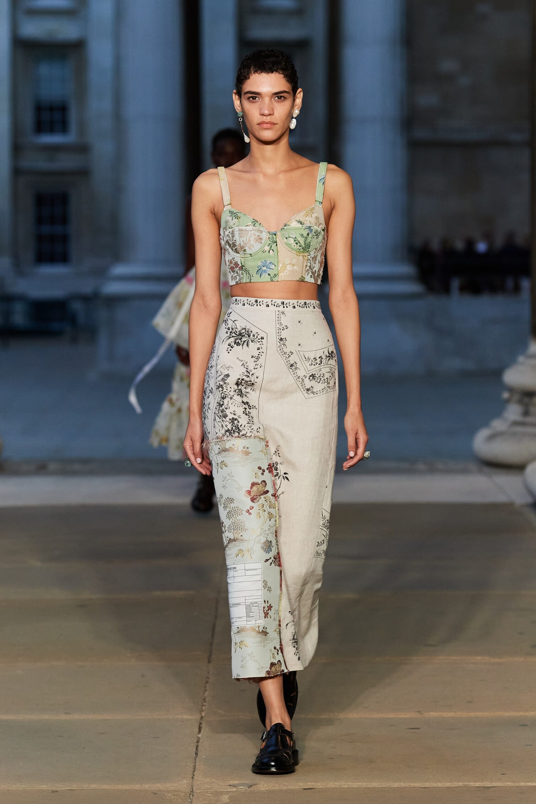 Erdem S/S 23 Look 12