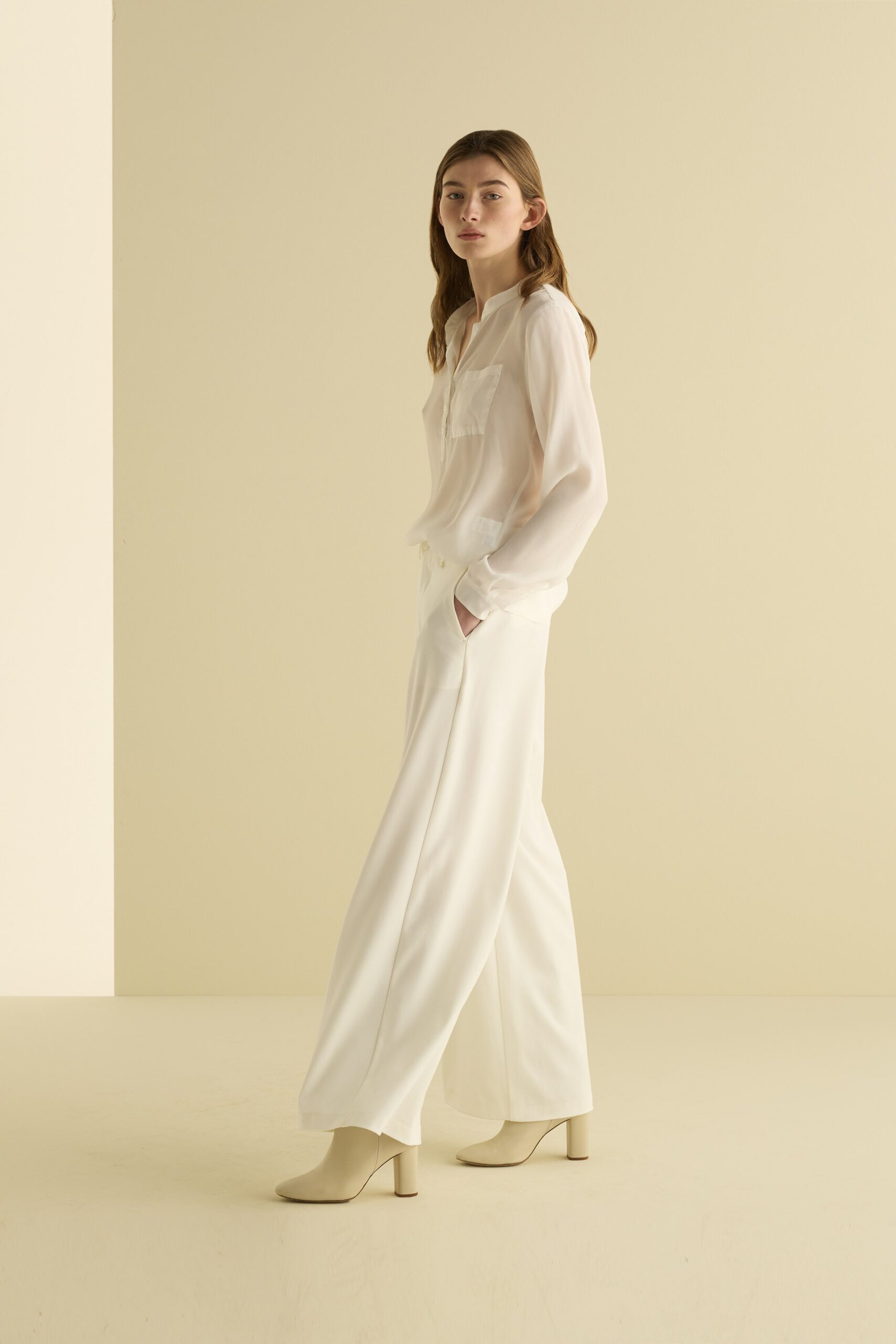 European Culture F/W 23 Look 12