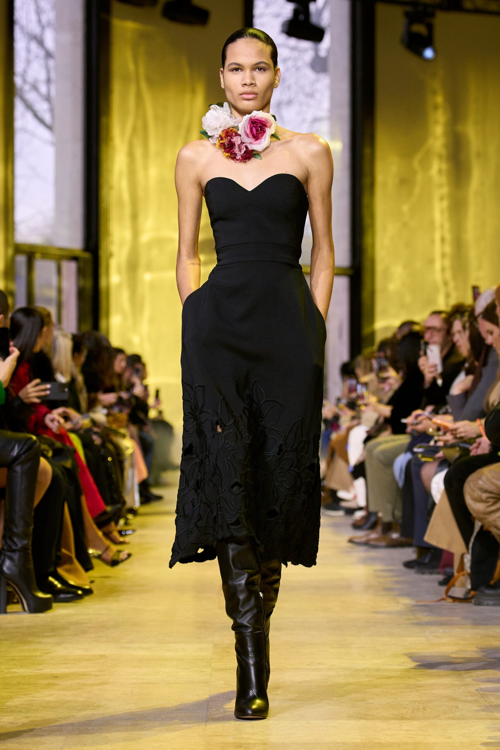 Elie Saab F/W 23 Look 13