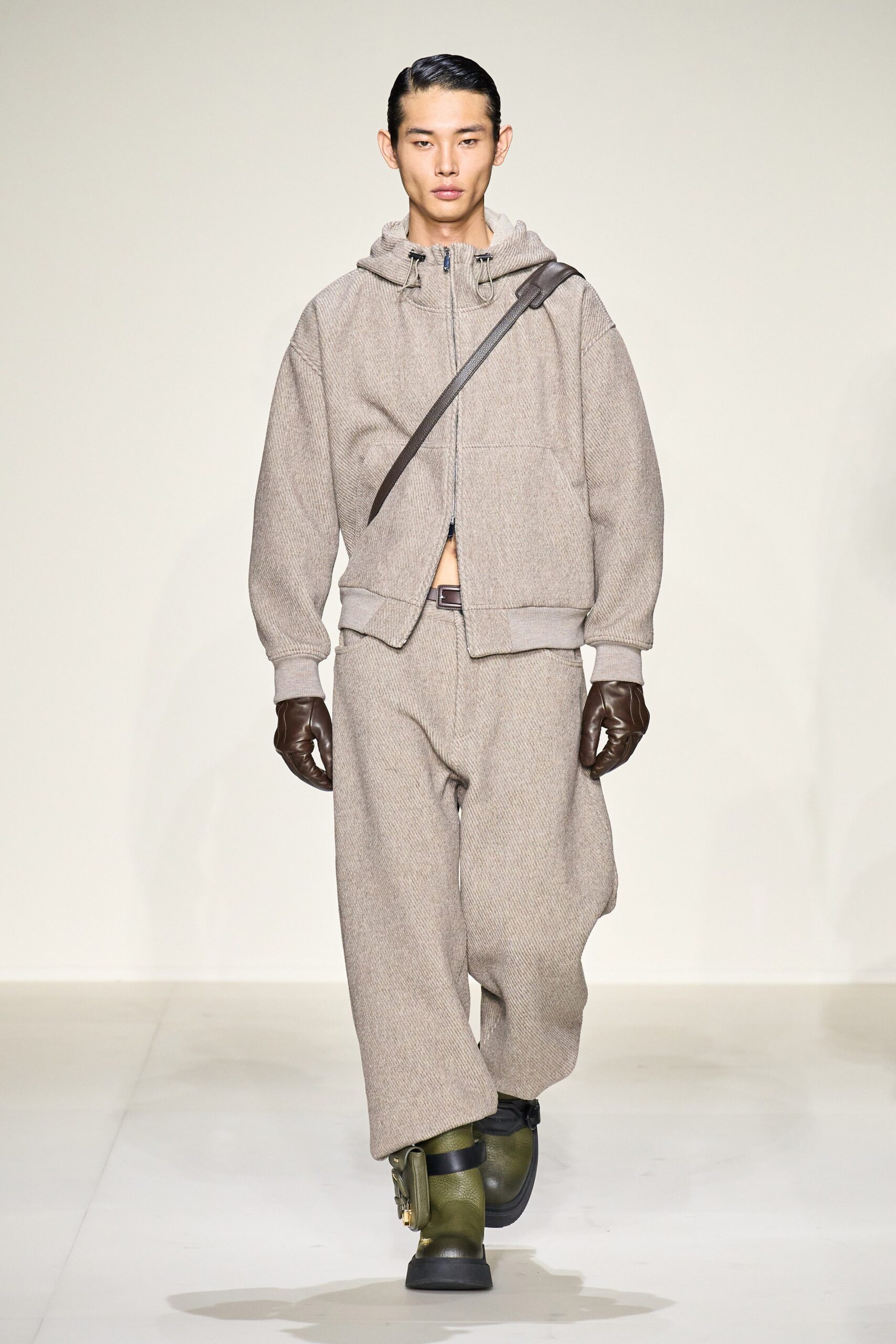 Emporio Armani F/W 23 Menswear Look 13