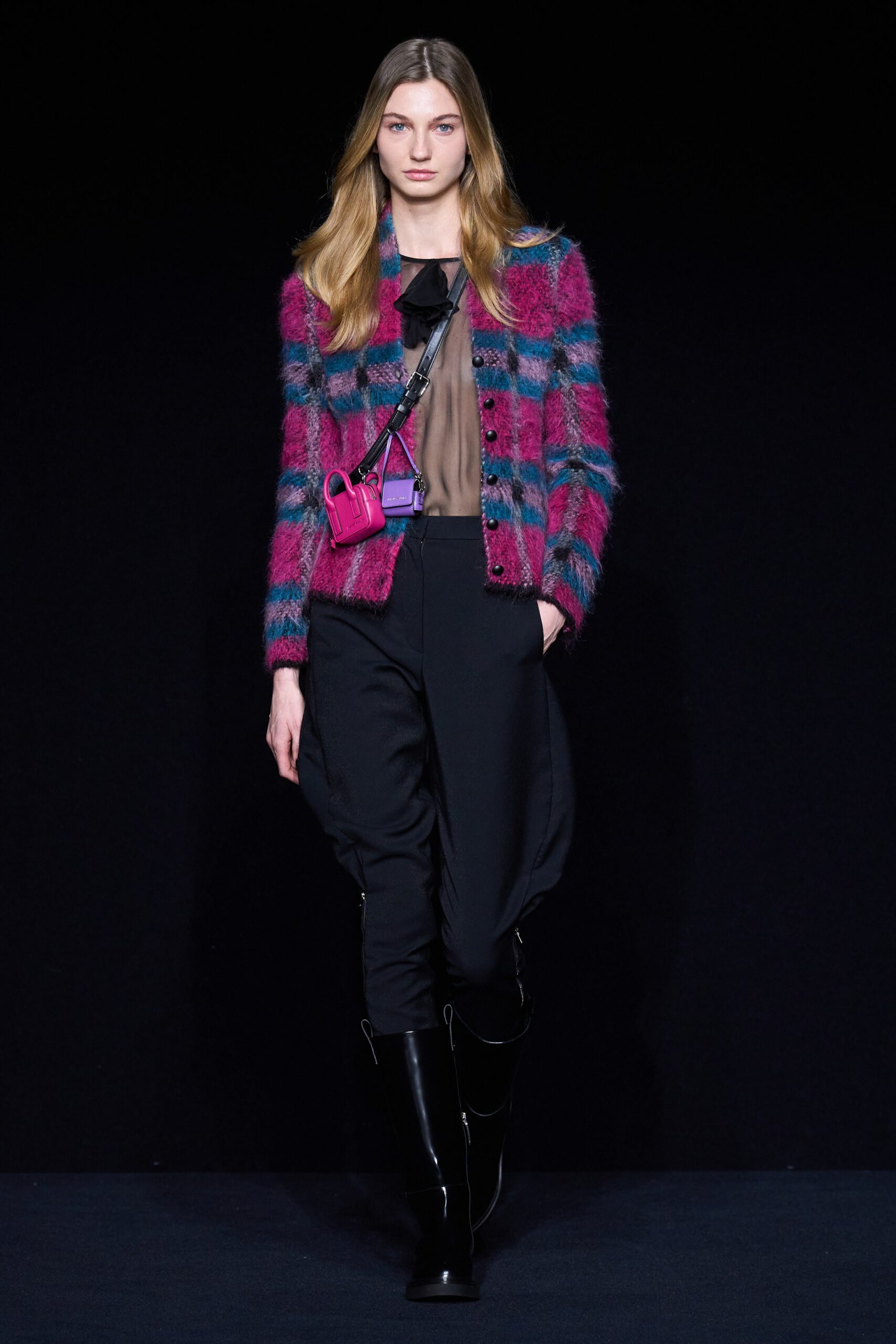 Emporio Armani F/W 23 Look 14