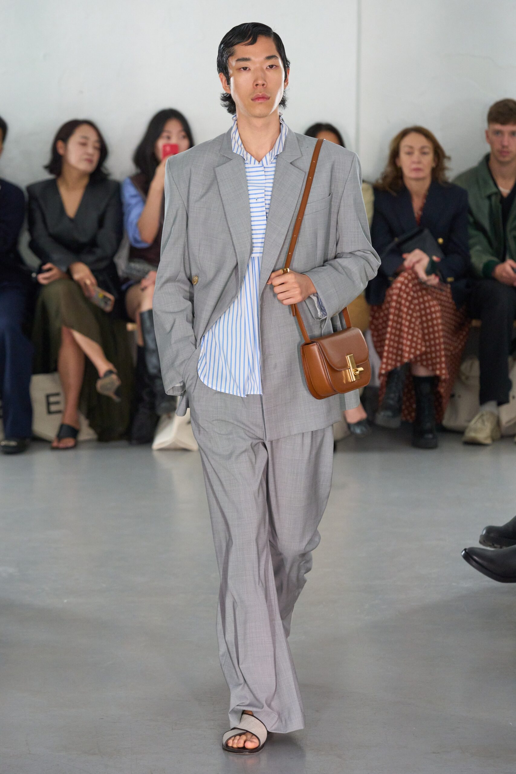 Eudon Choi S/S 23 Look 14