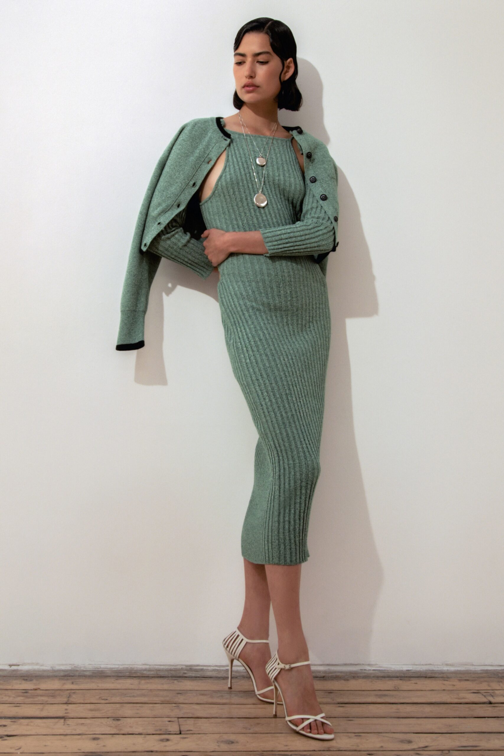 Eudon Choi Resort 23 Look 15