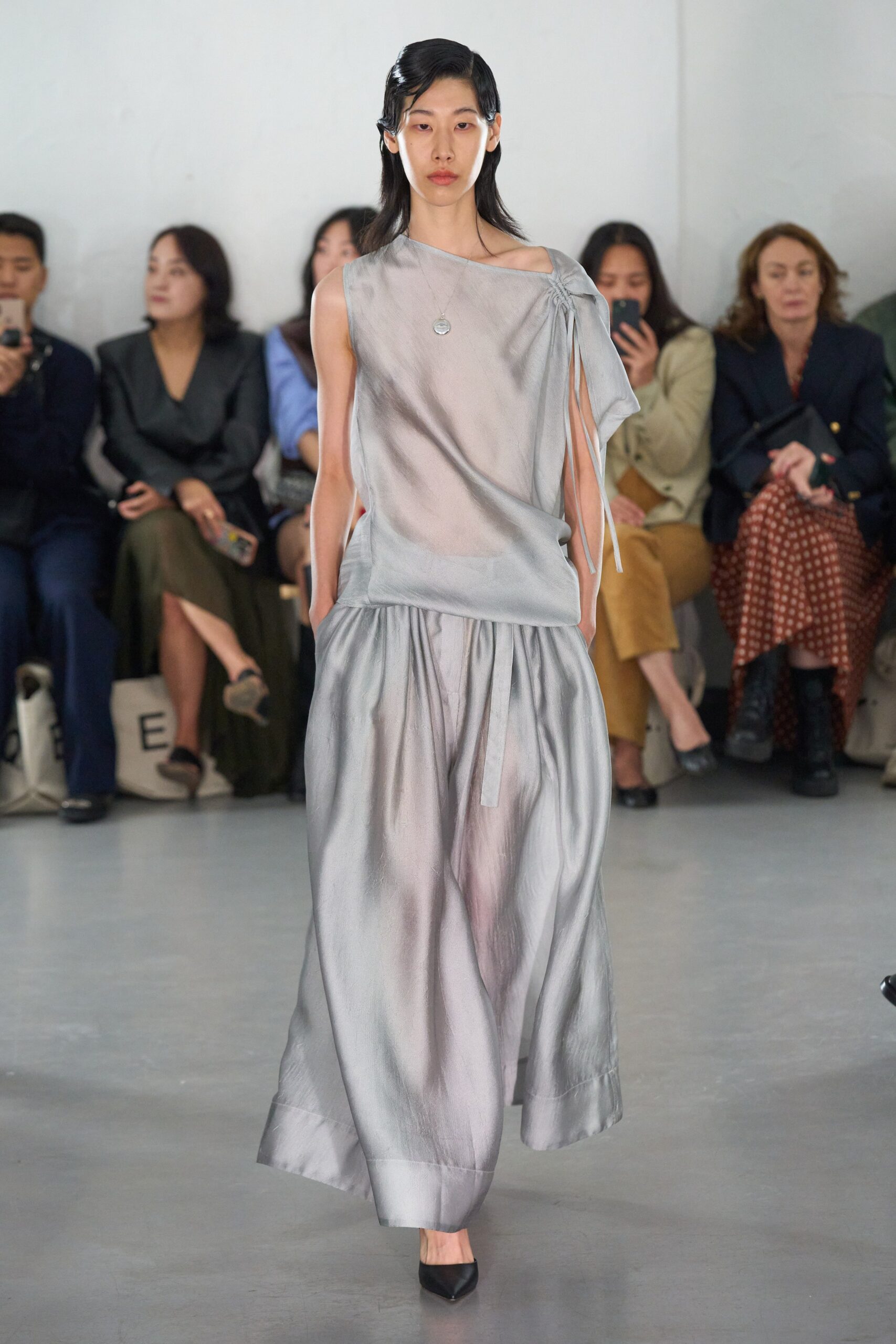 Eudon Choi S/S 23 Look 15