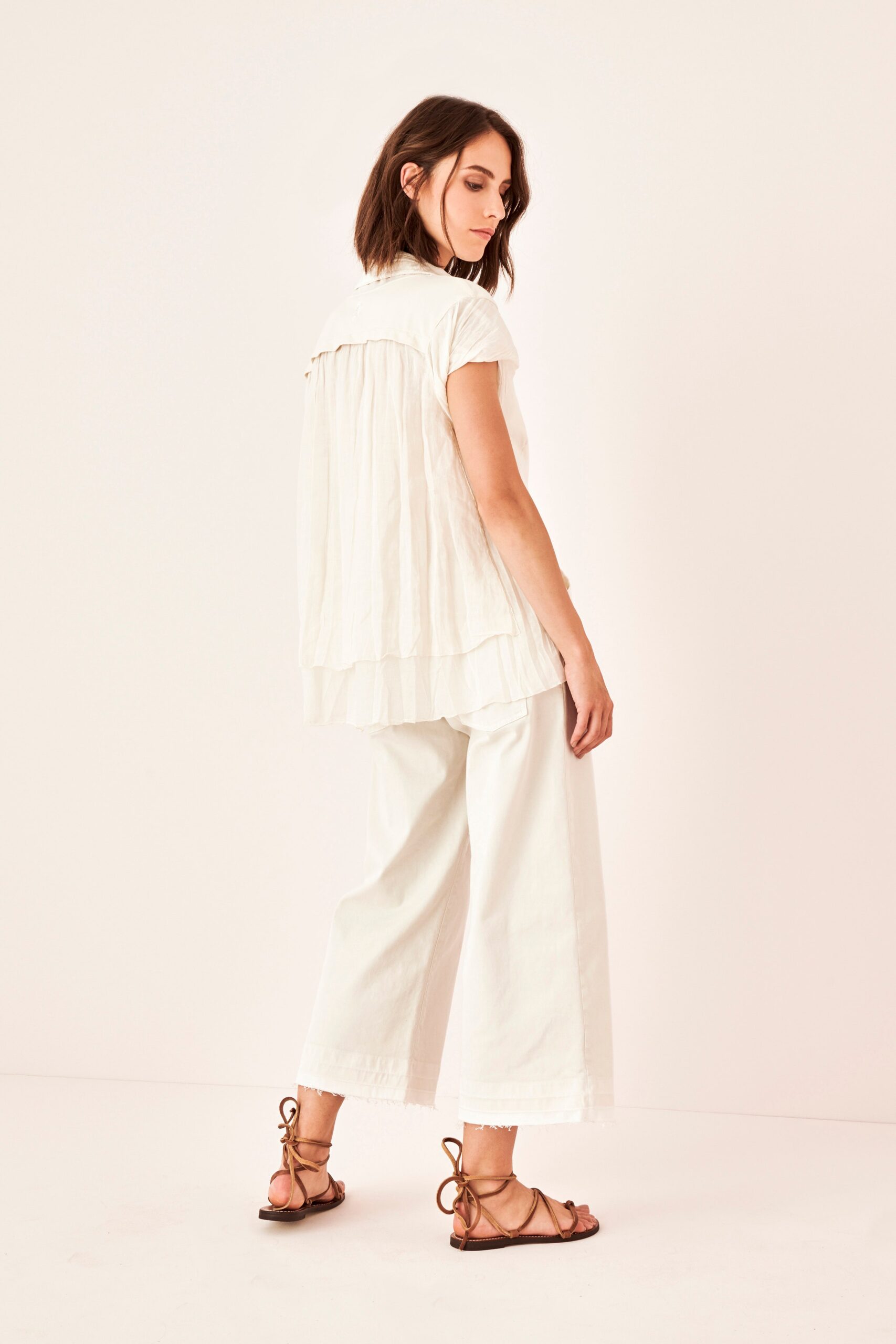 European Culture S/S 21 Look 16