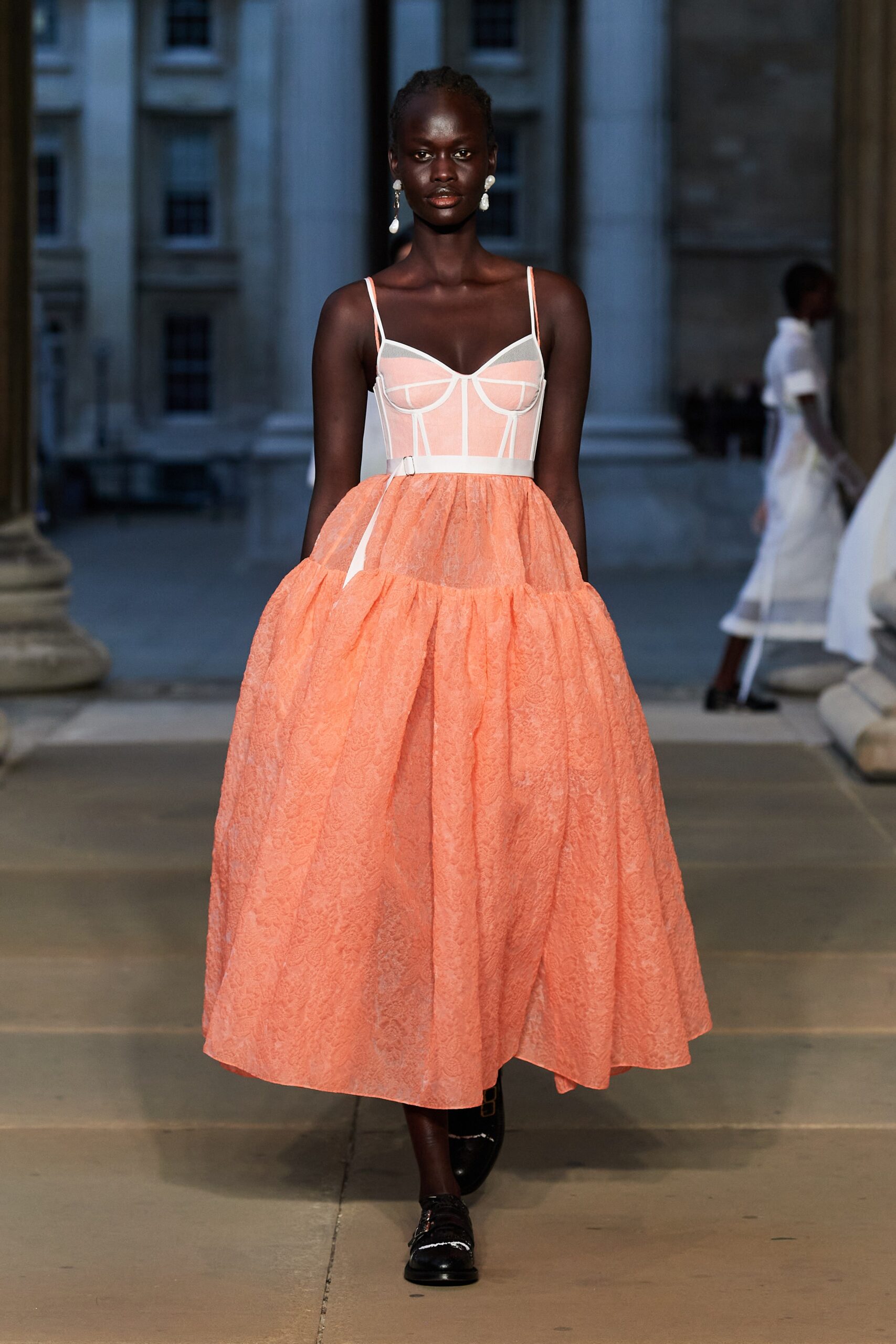 Erdem S/S 23 Look 16