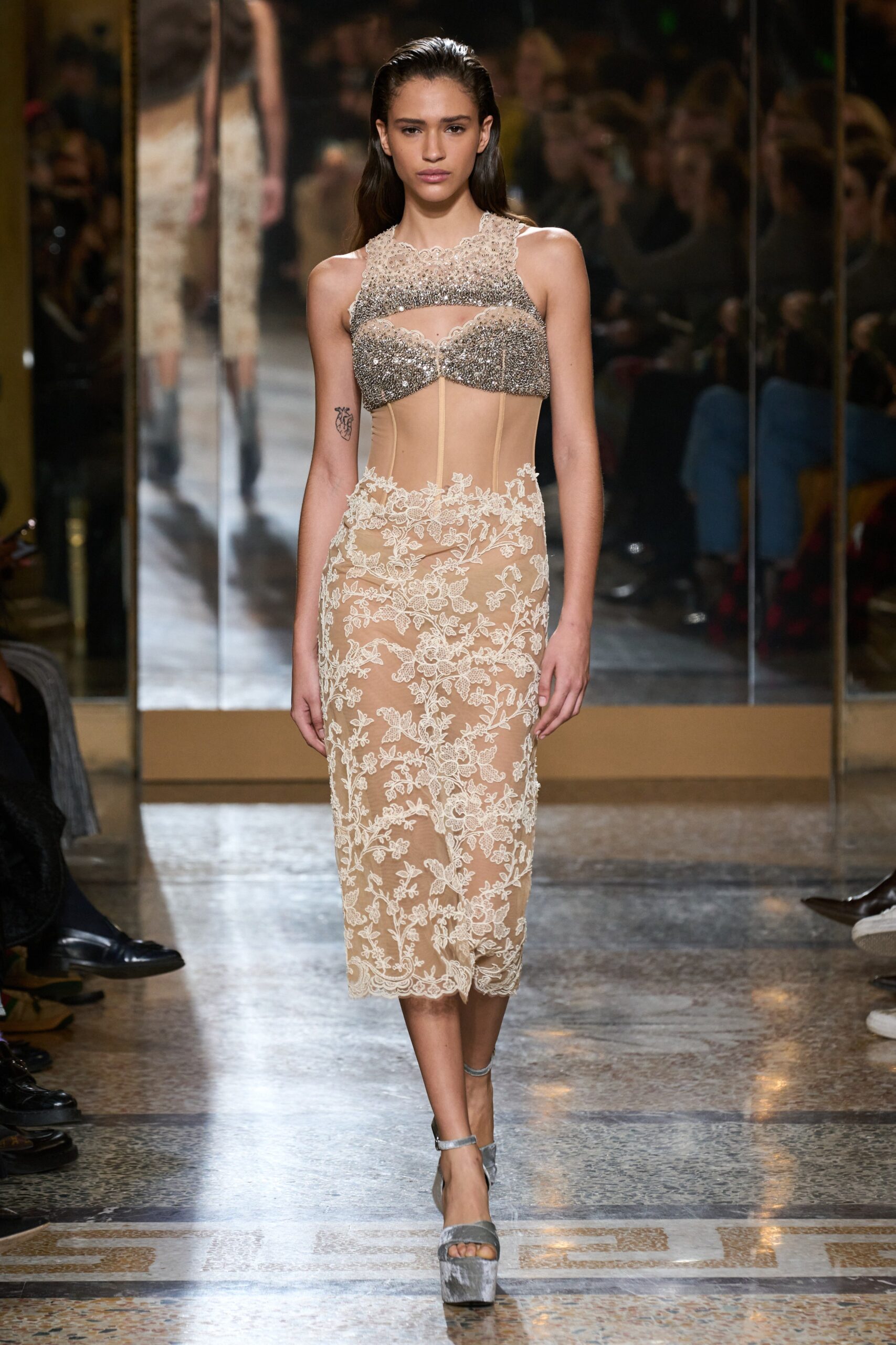 Ermanno Scervino F/W 23 Look 16