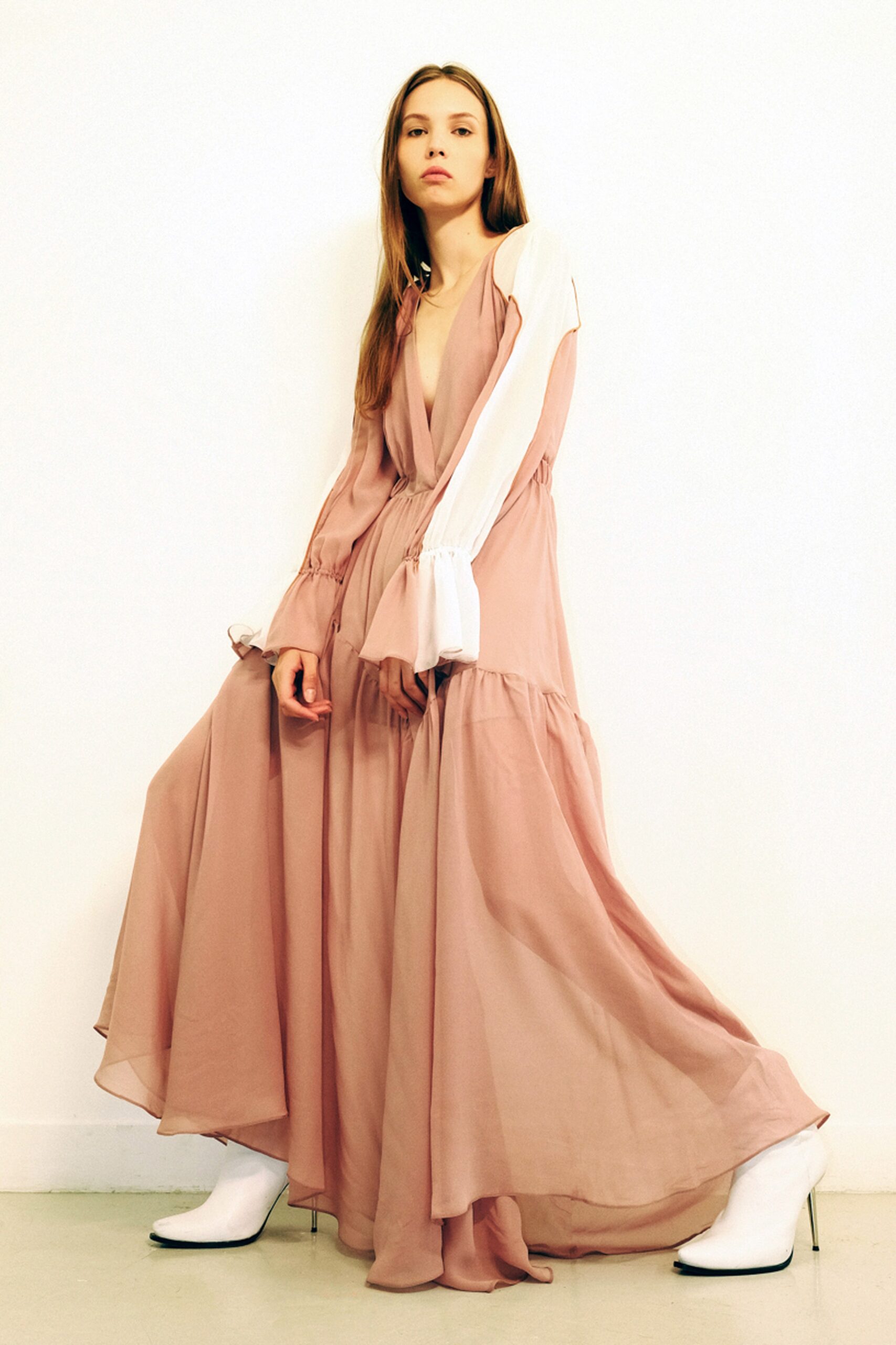 Each x Other Resort 19 Look 17