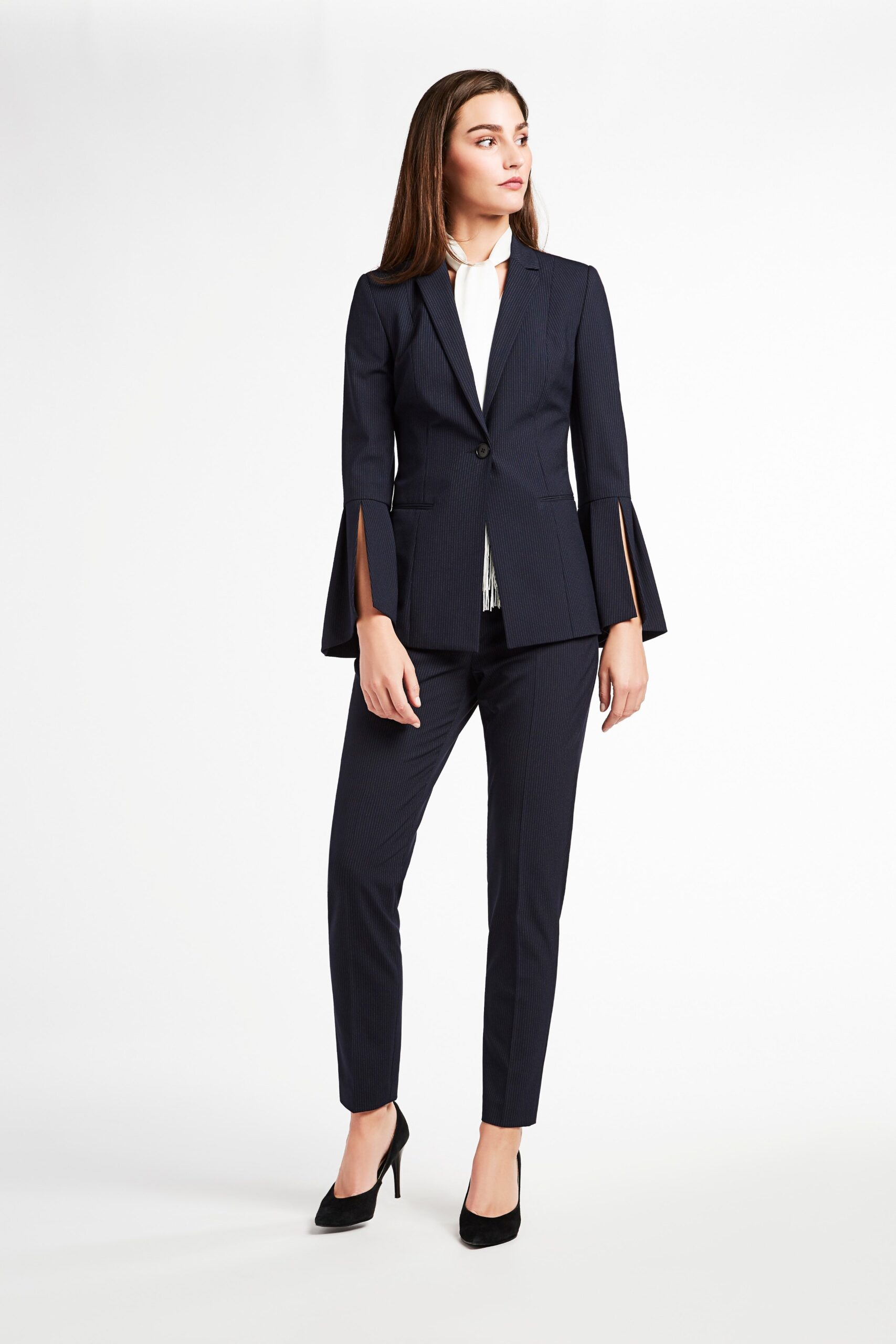 Elie Tahari Resort 19 Look 17