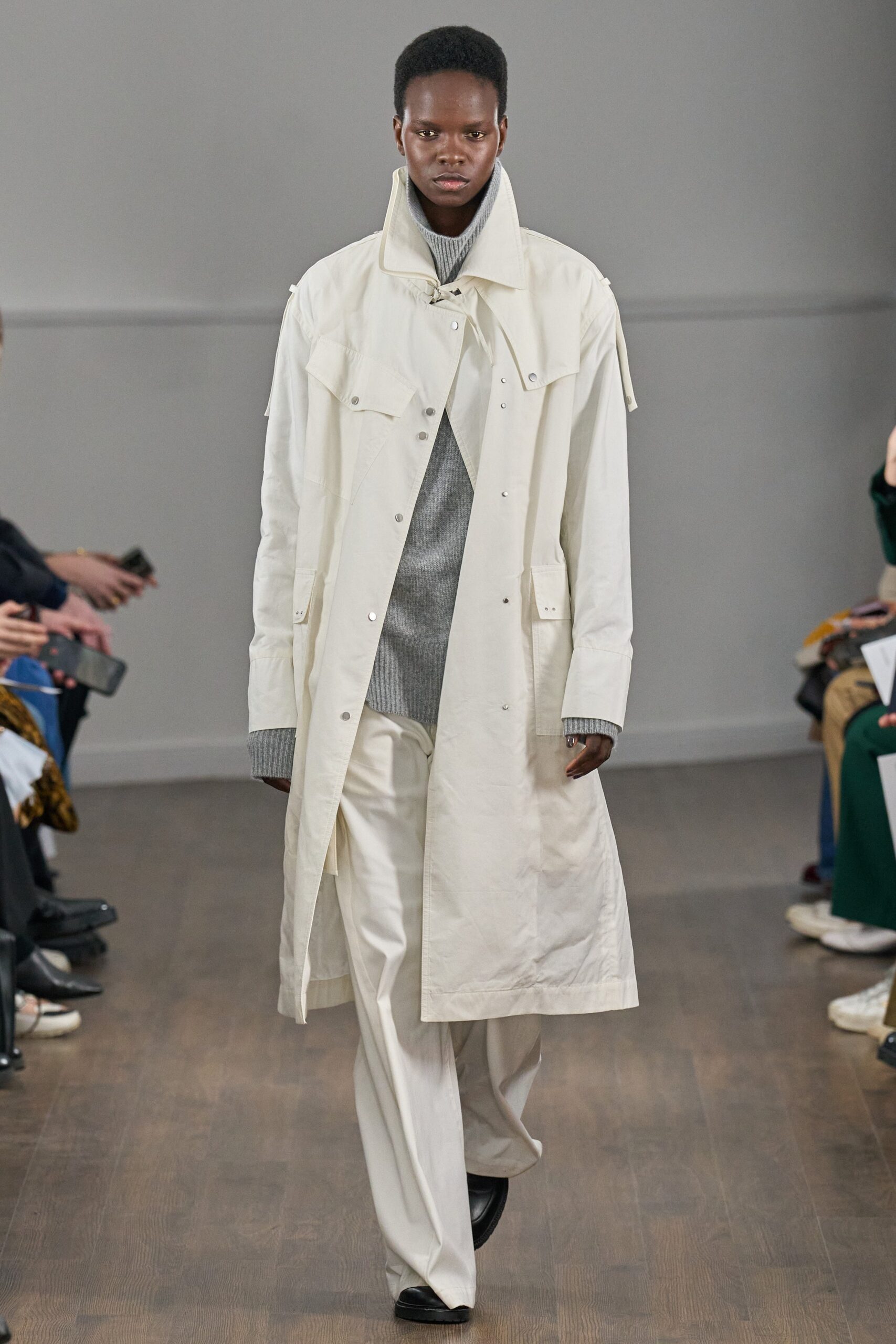Eudon Choi F/W 23 Look 18