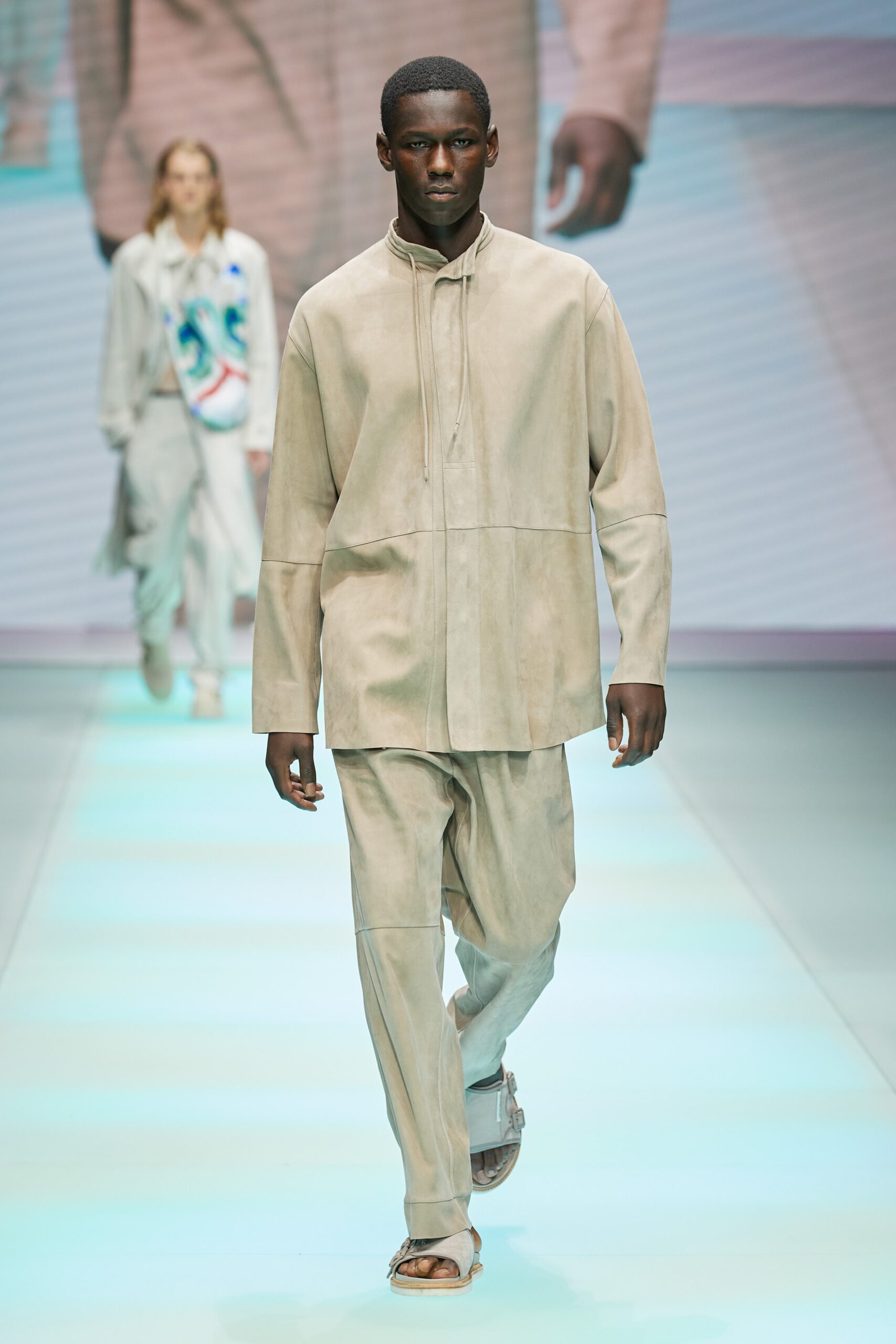 Emporio Armani S/S 22 Look 19