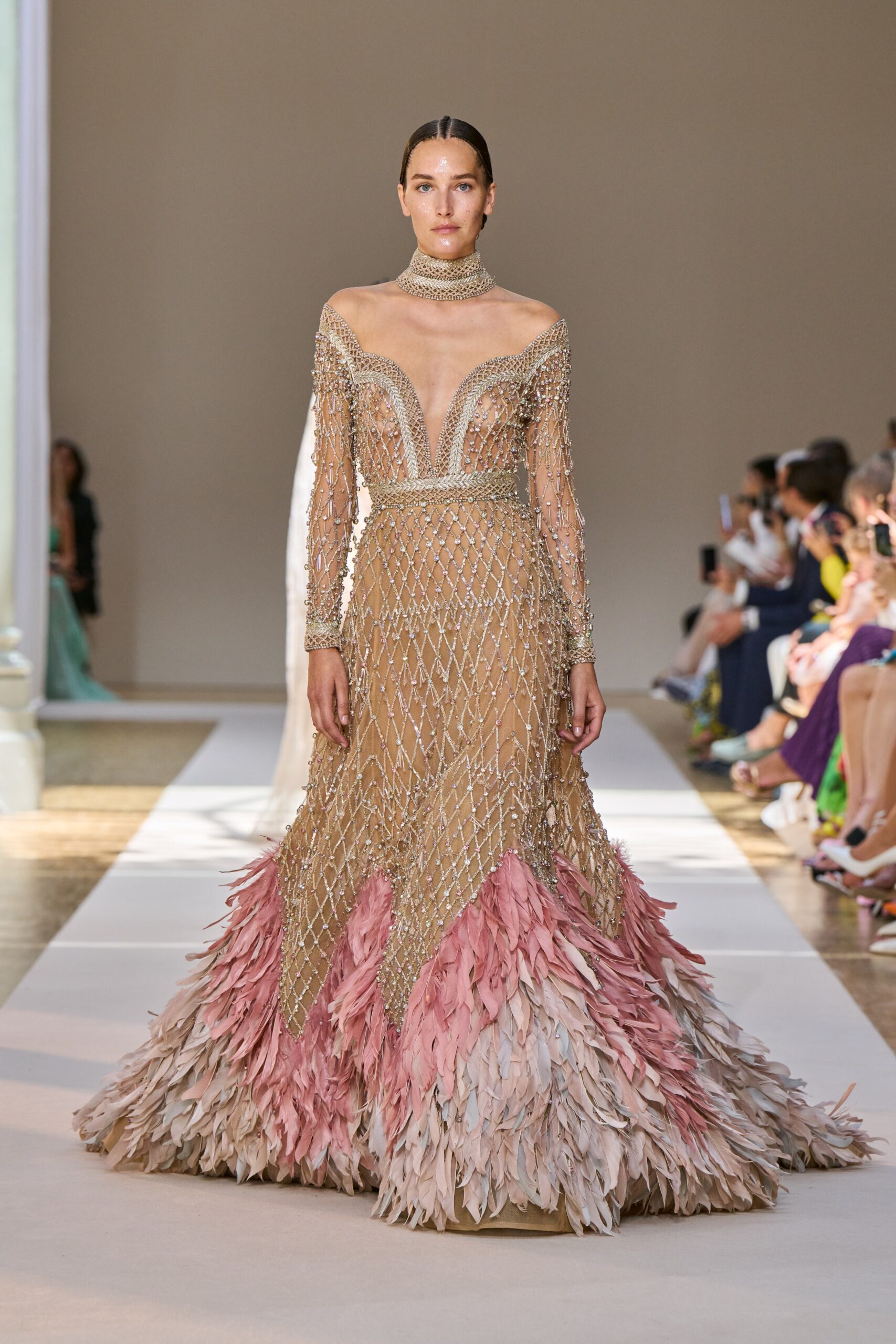 Elie Saab F/W 22 Couture Look 19