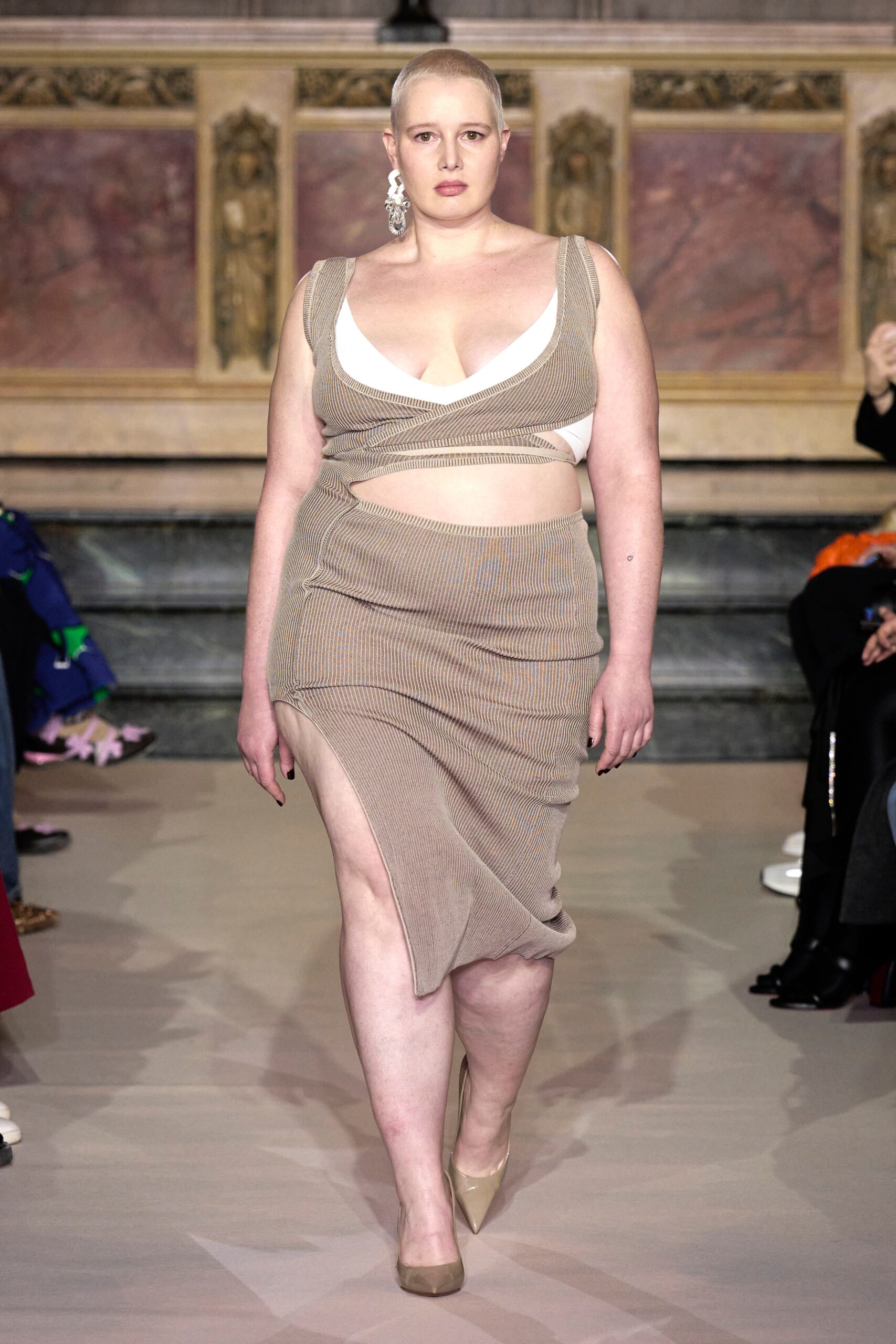 Ester Manas F/W 23 Look 19