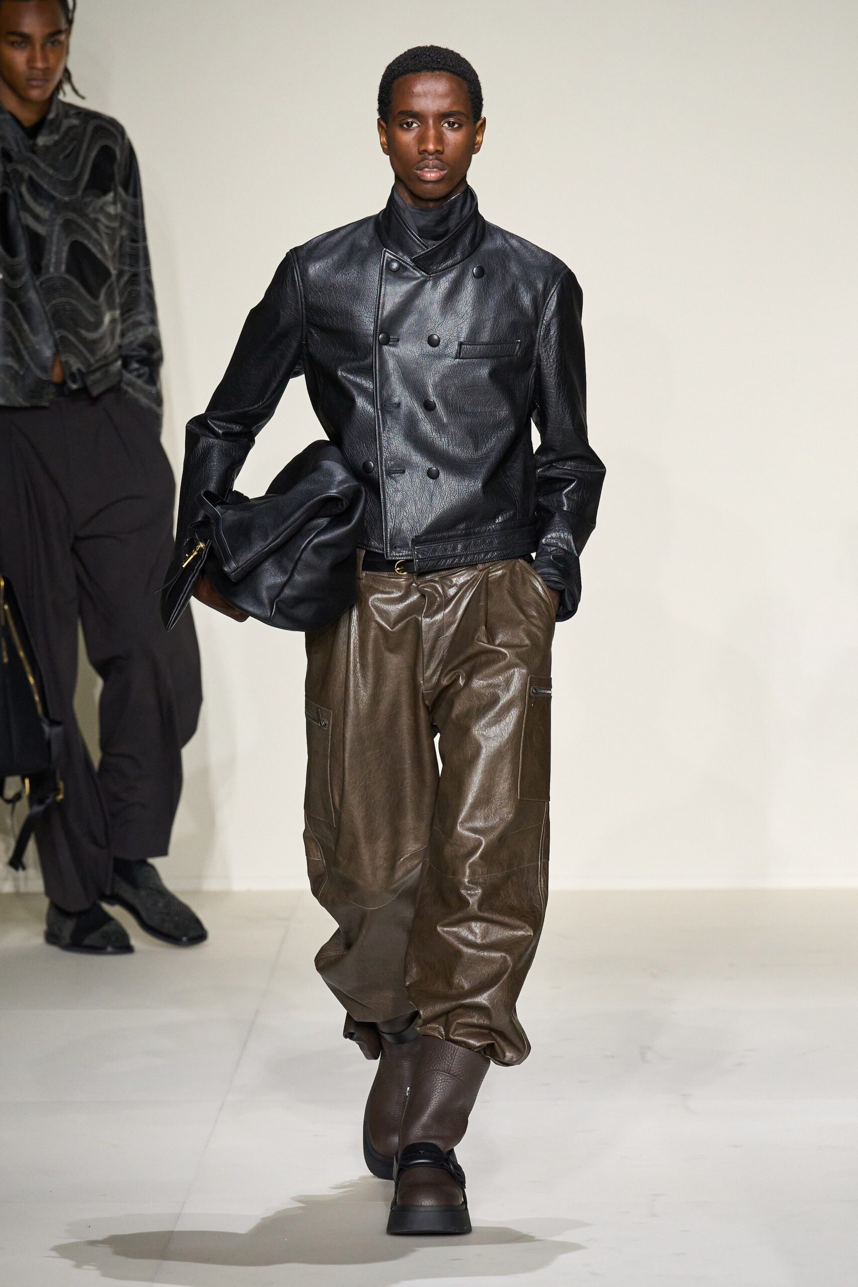 Emporio Armani F/W 23 Menswear Look 21