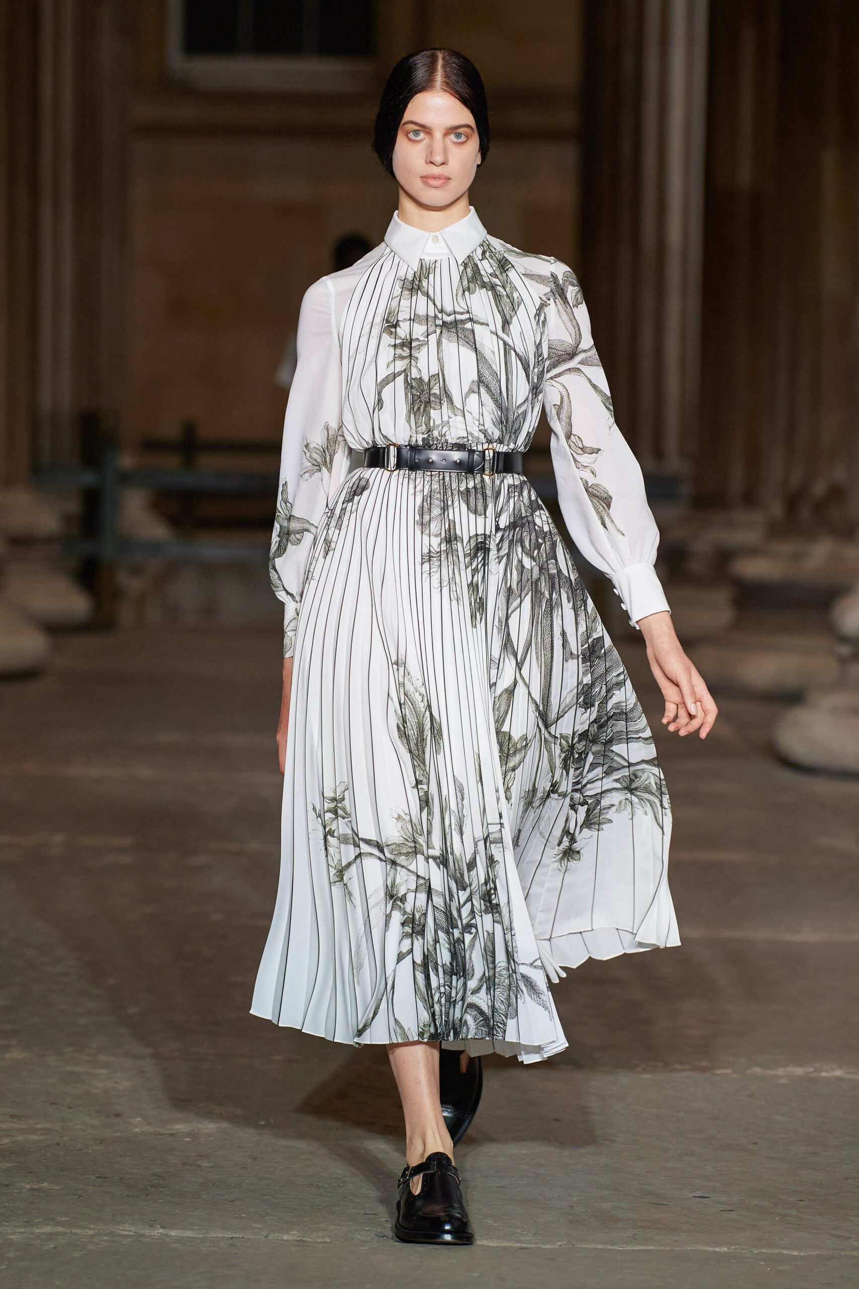 Erdem S/S 22 Look 22