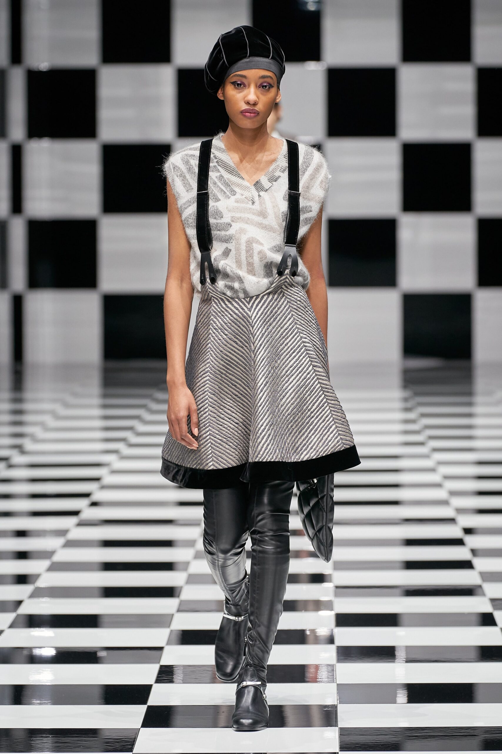 Emporio Armani F/W 22 Look 22
