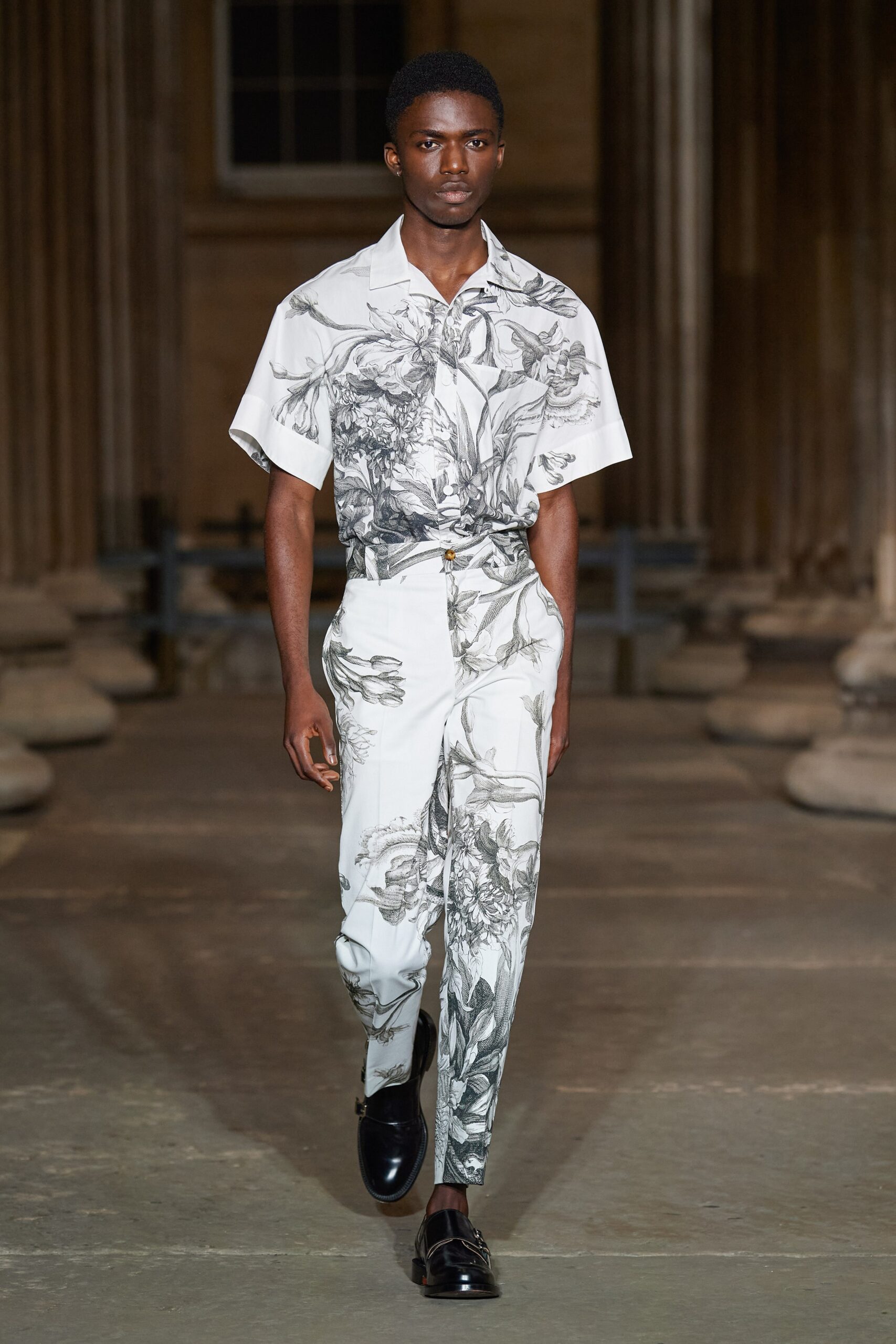 Erdem S/S 22 Look 23