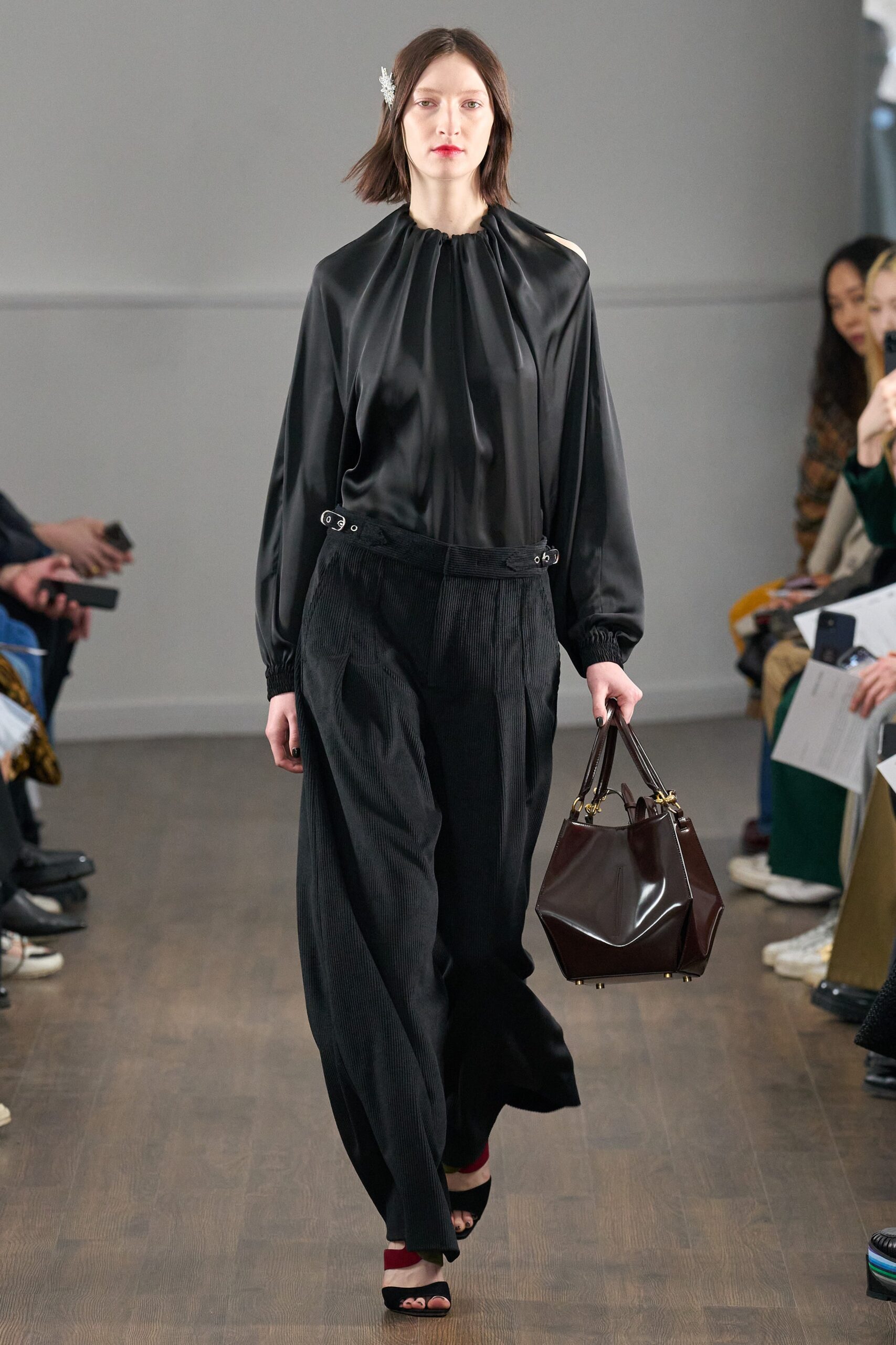 Eudon Choi F/W 23 Look 23