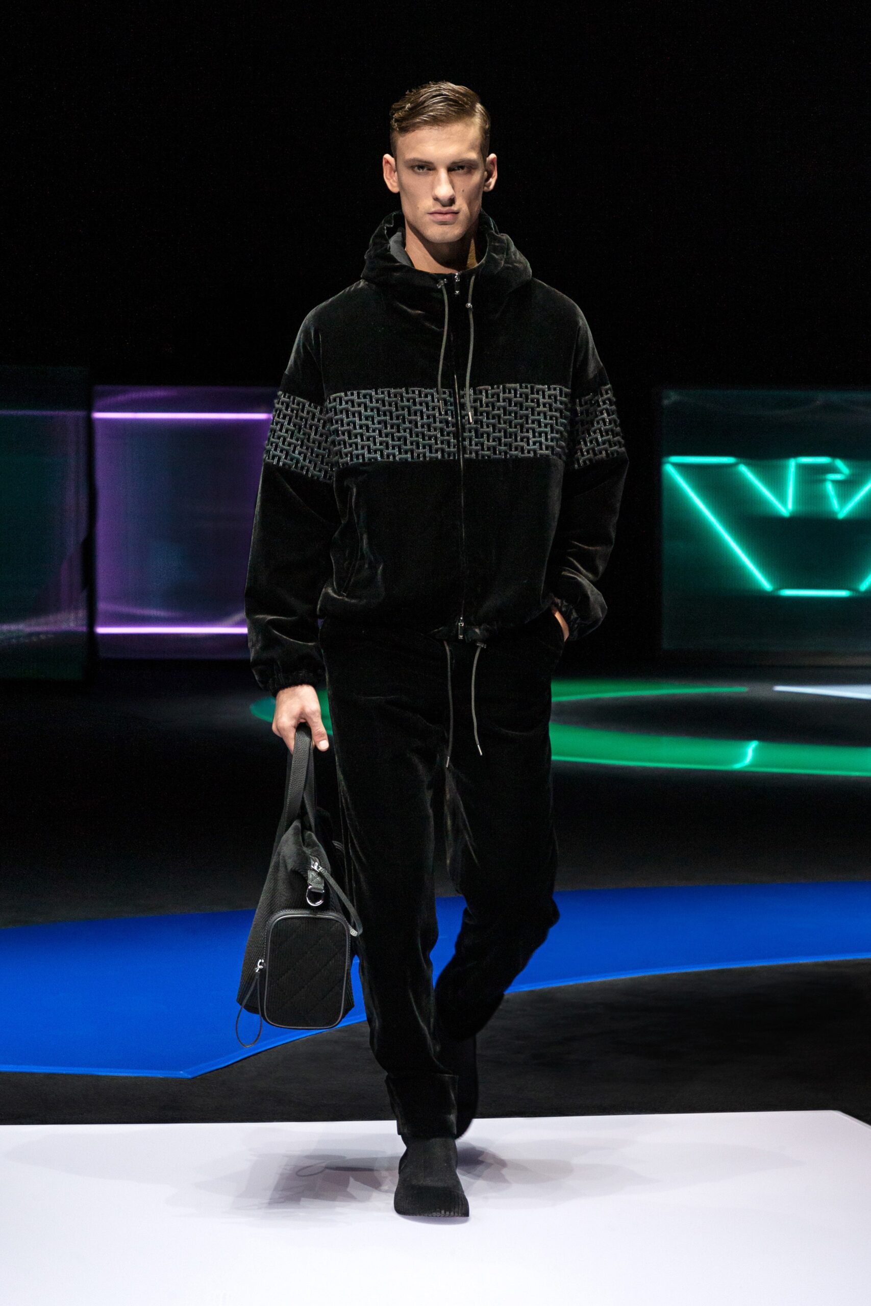 Emporio Armani F/W 21 Look 24