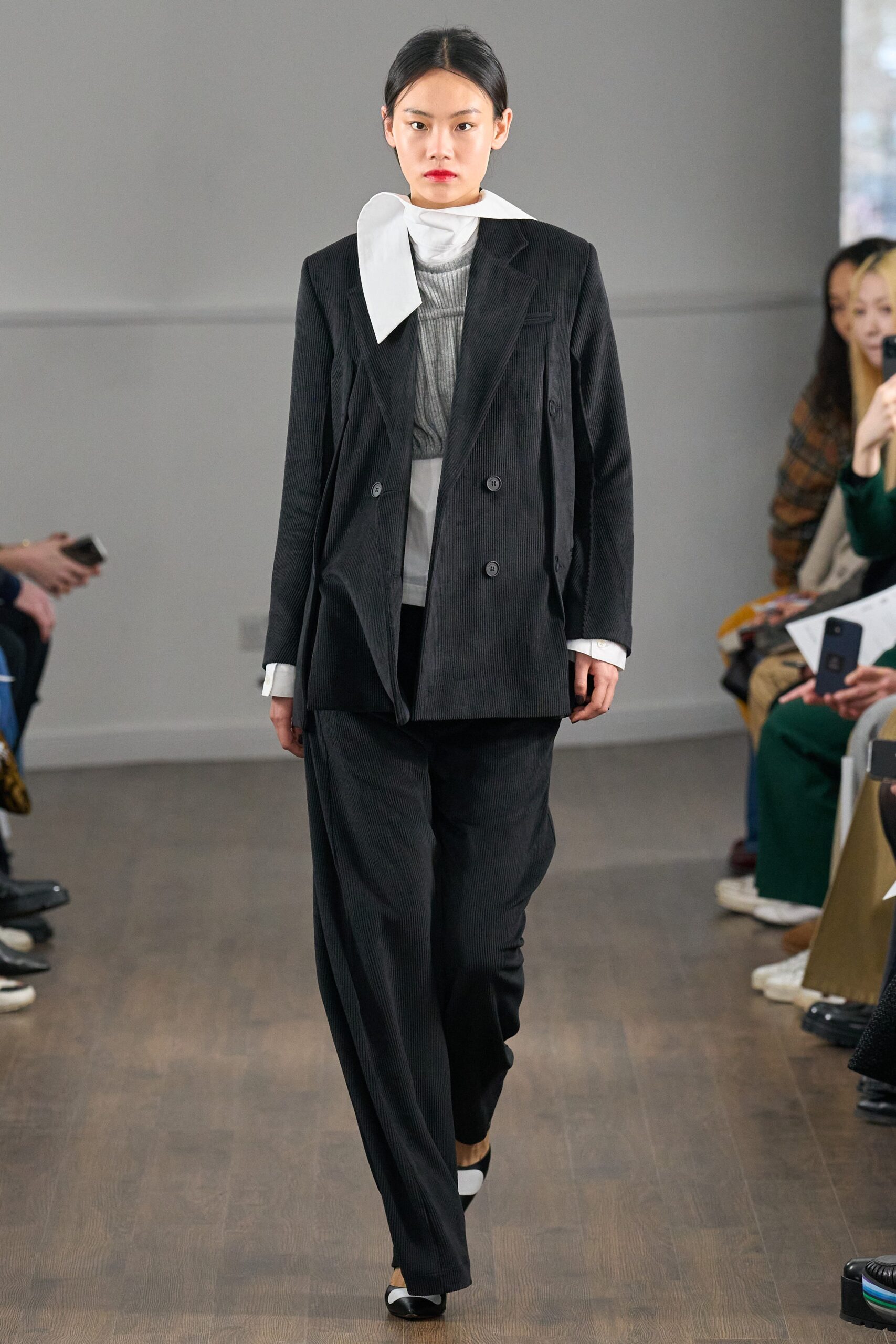 Eudon Choi F/W 23 Look 24