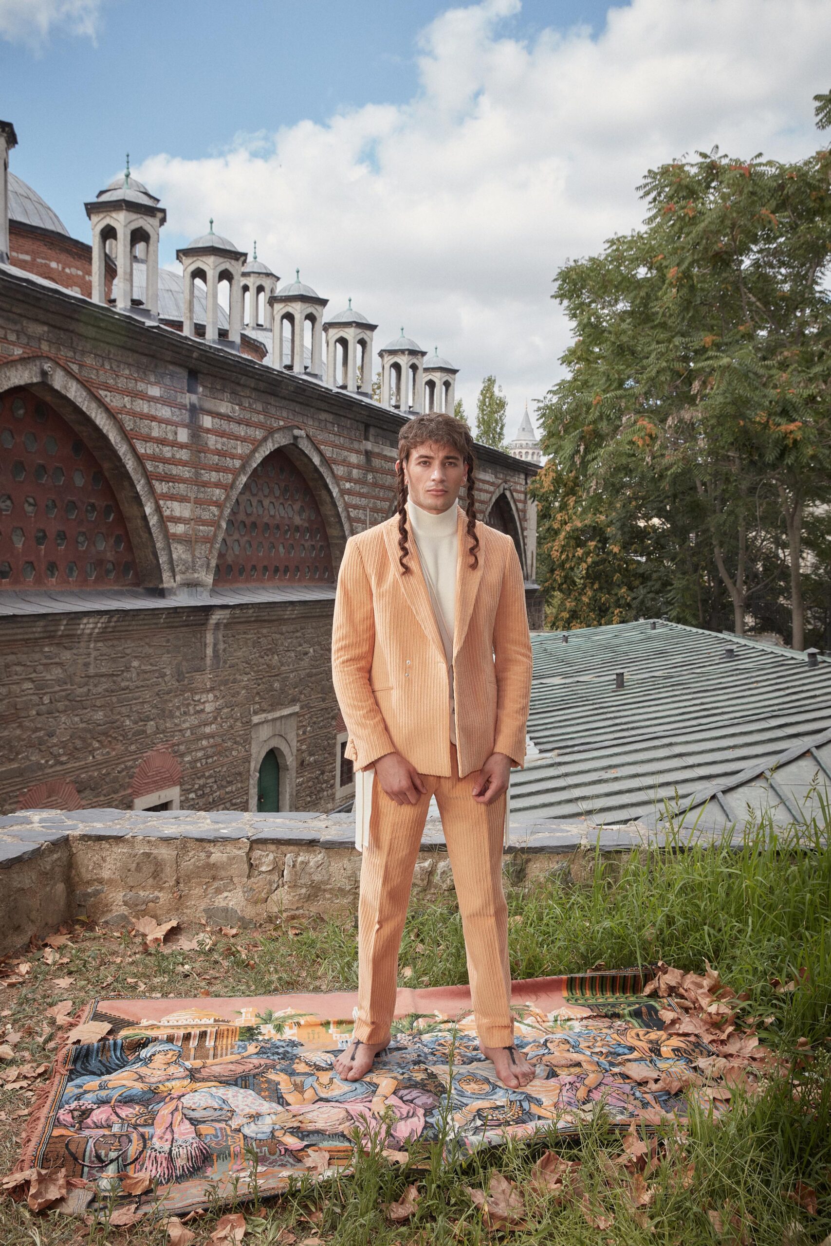 Emre Erdemo?lu Istanbul S/S 21 Look 25