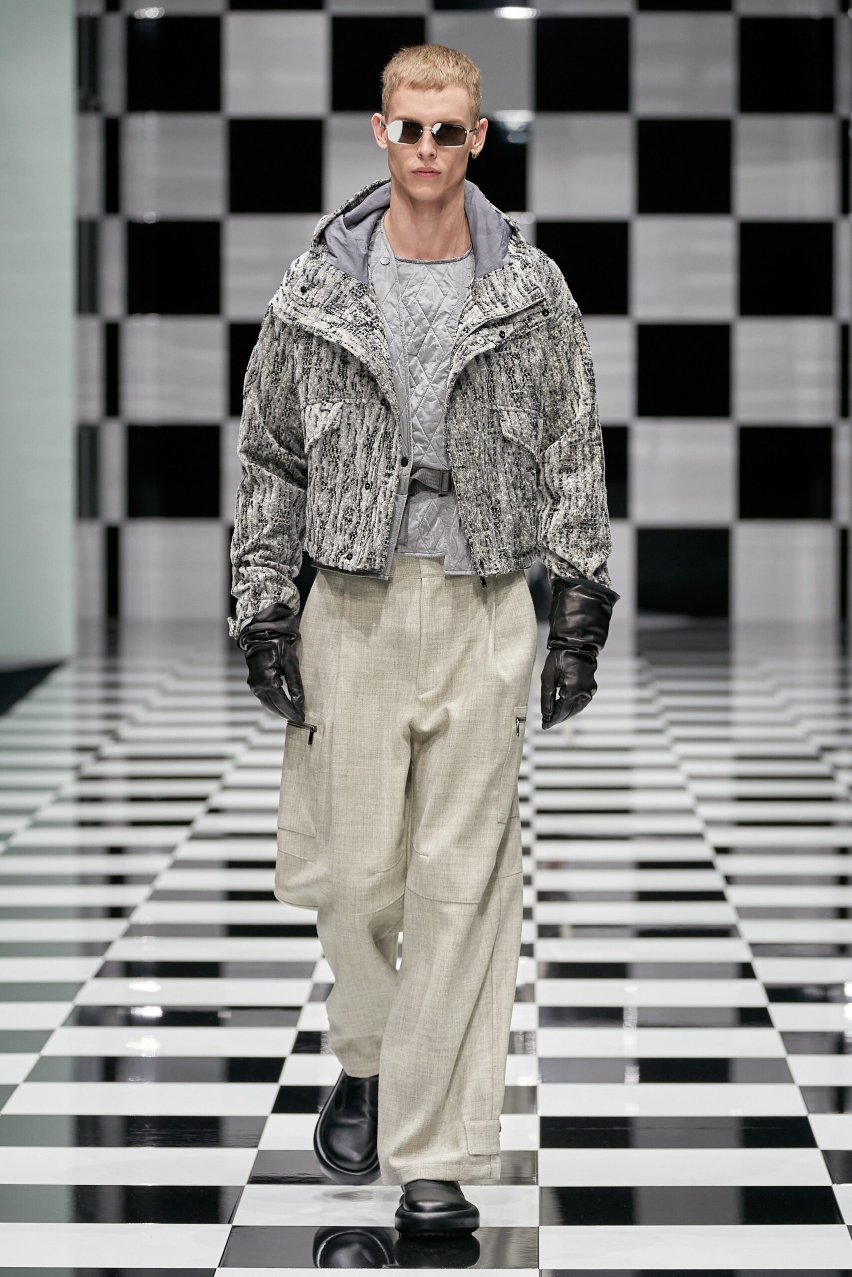 Emporio Armani F/W 22 Look 27