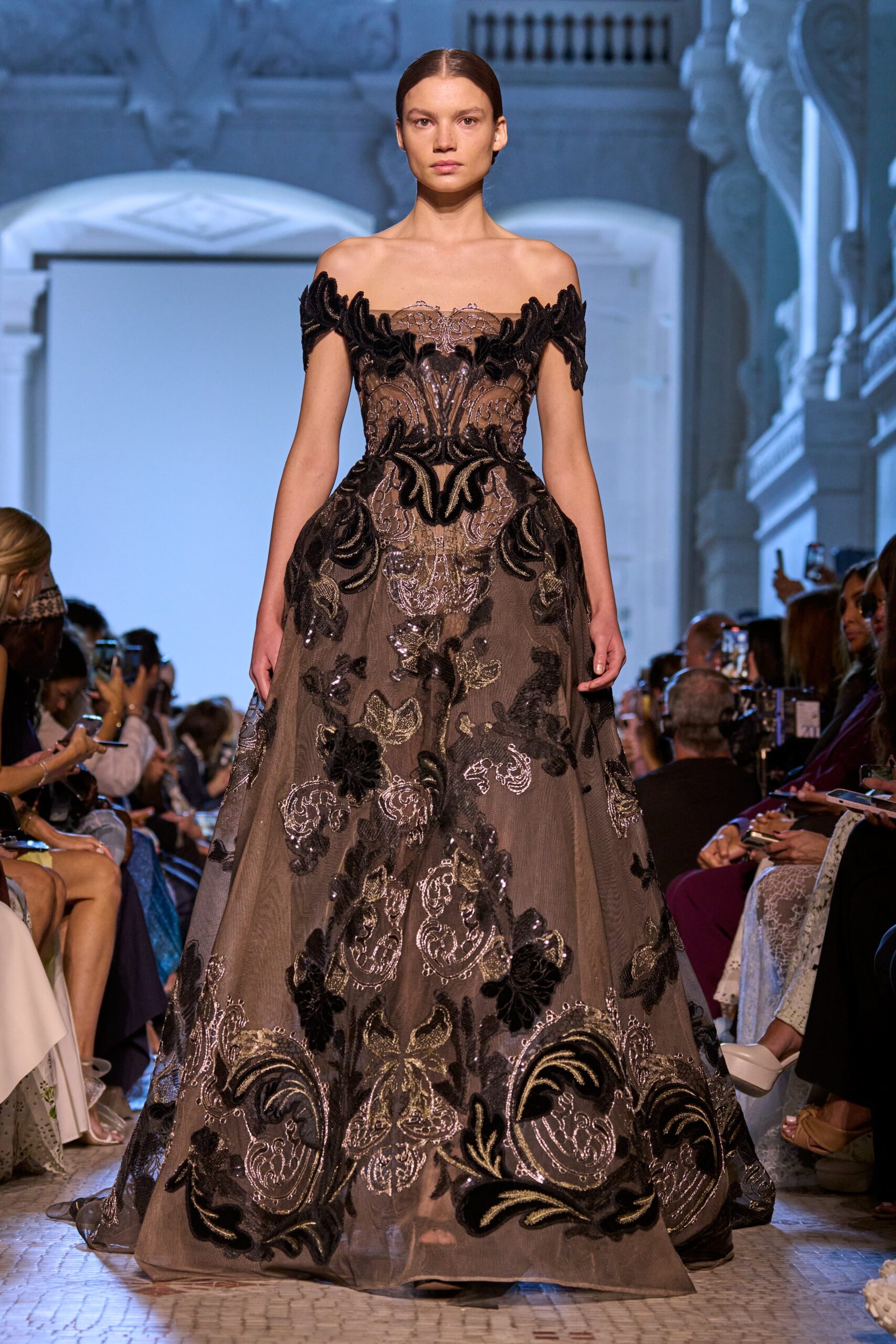 Elie Saab F/W 23 Couture Look 28