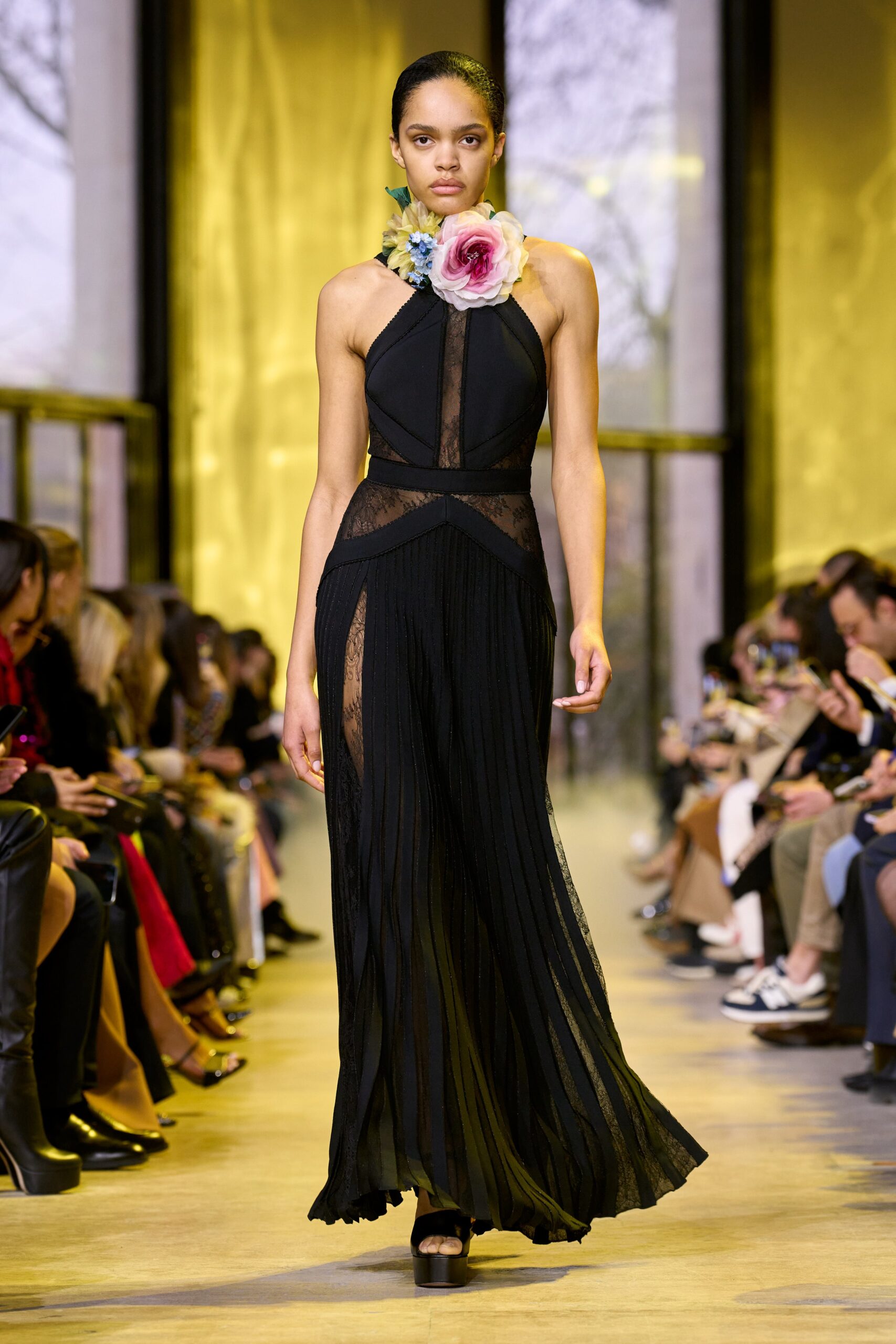 Elie Saab F/W 23 Look 28