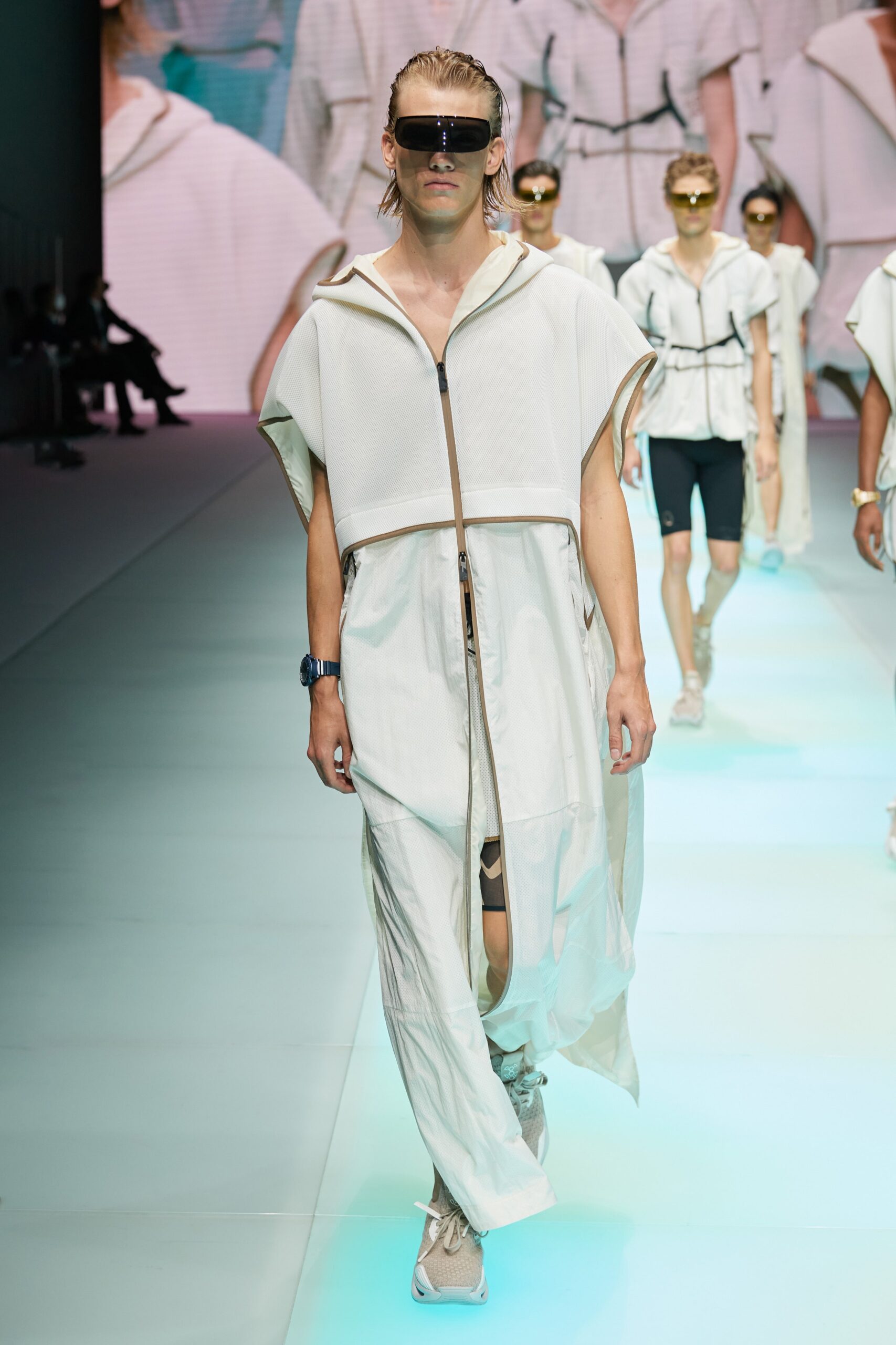 Emporio Armani S/S 22 Look 29