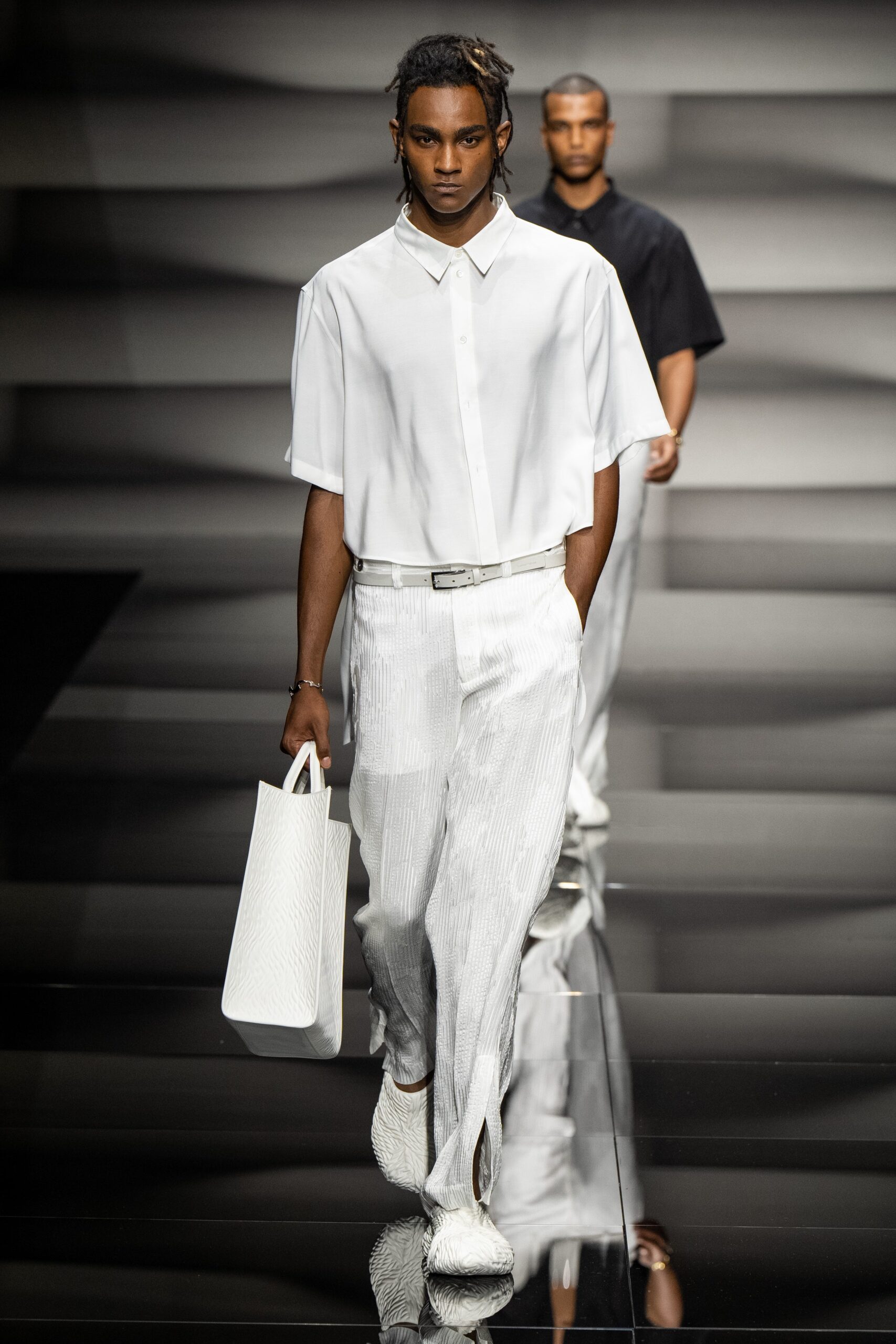 Emporio Armani S/S 23 Menswear Look 30