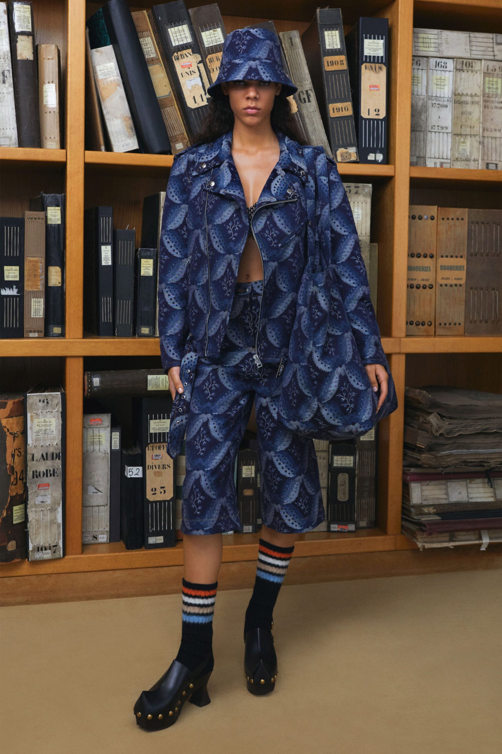 Etro F/W 23 Look 30