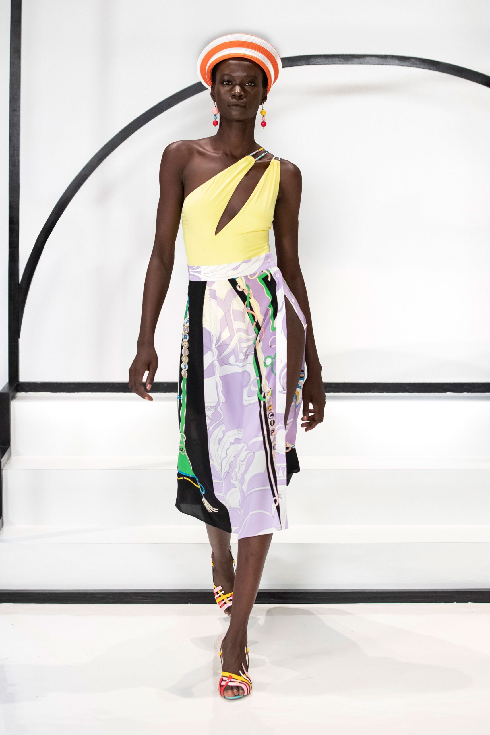 Emilio Pucci S/S 19 Look 31