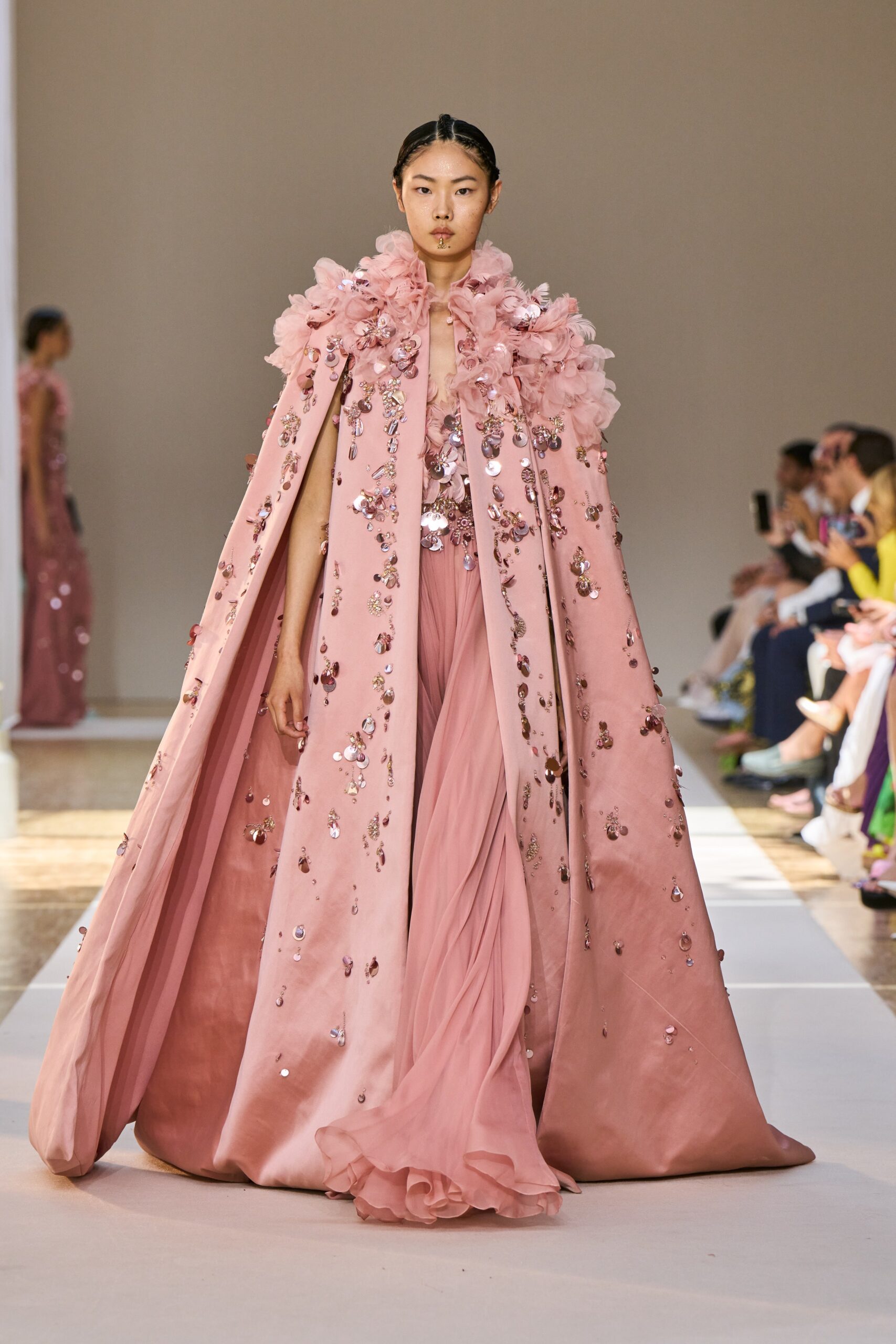 Elie Saab F/W 22 Couture Look 31