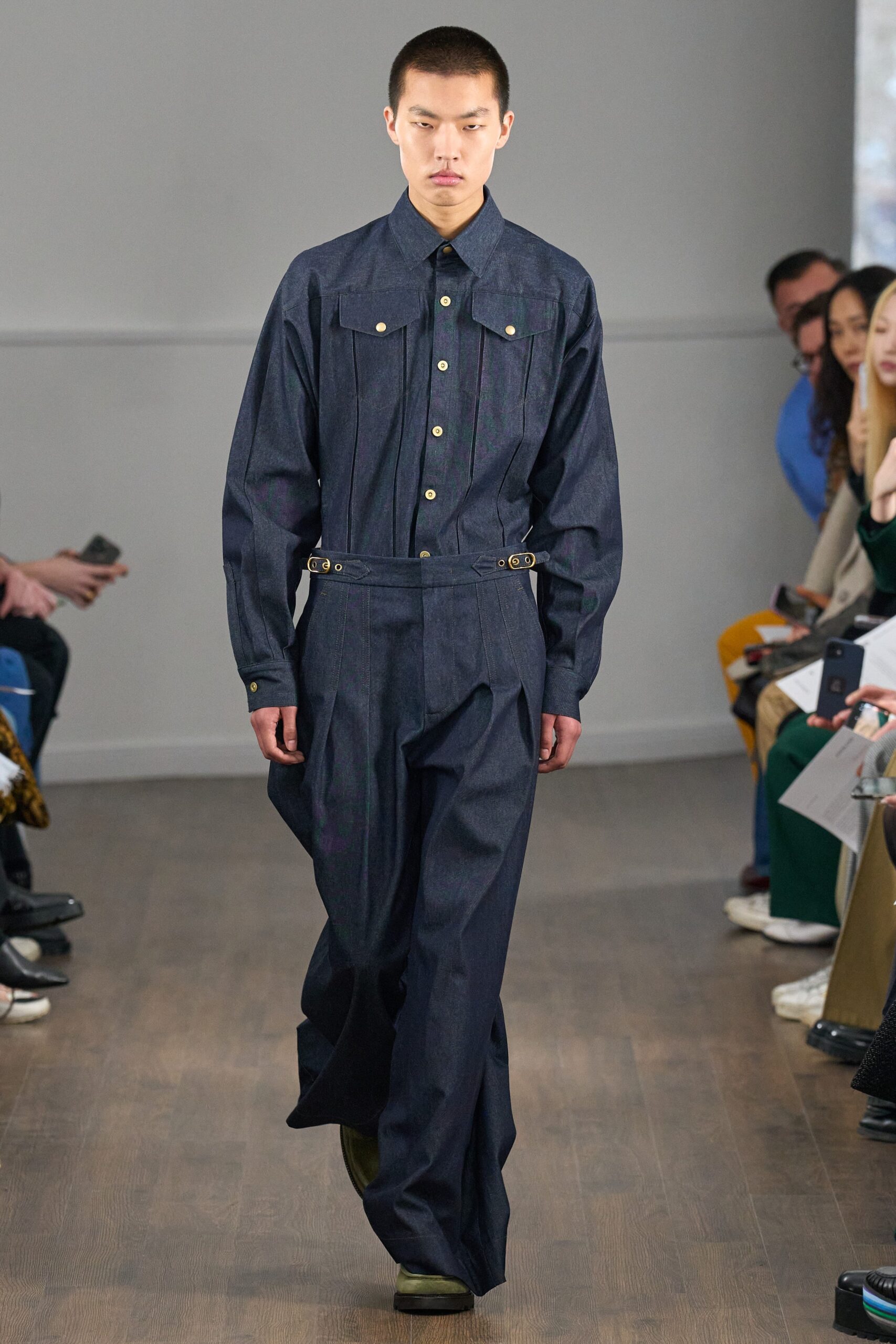 Eudon Choi F/W 23 Look 31