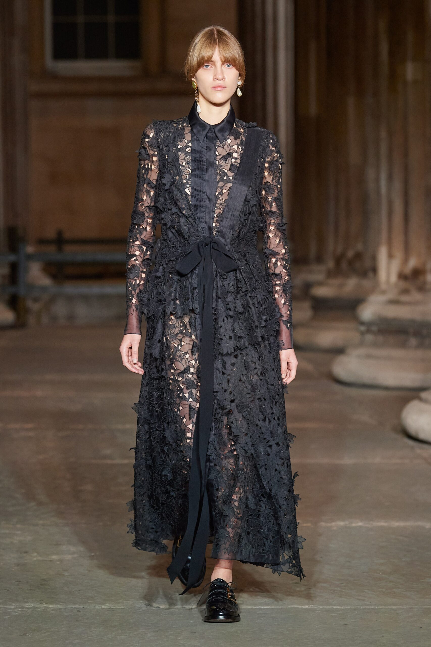 Erdem S/S 22 Look 33